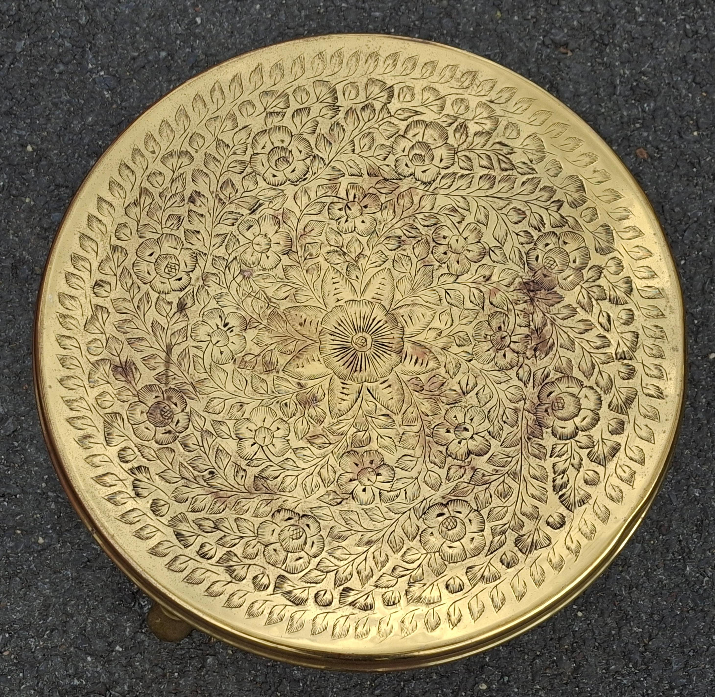 Vintage Nahost geätzt und poliertem Messing Fußwärmer / Fußhocker im Zustand „Gut“ im Angebot in Germantown, MD