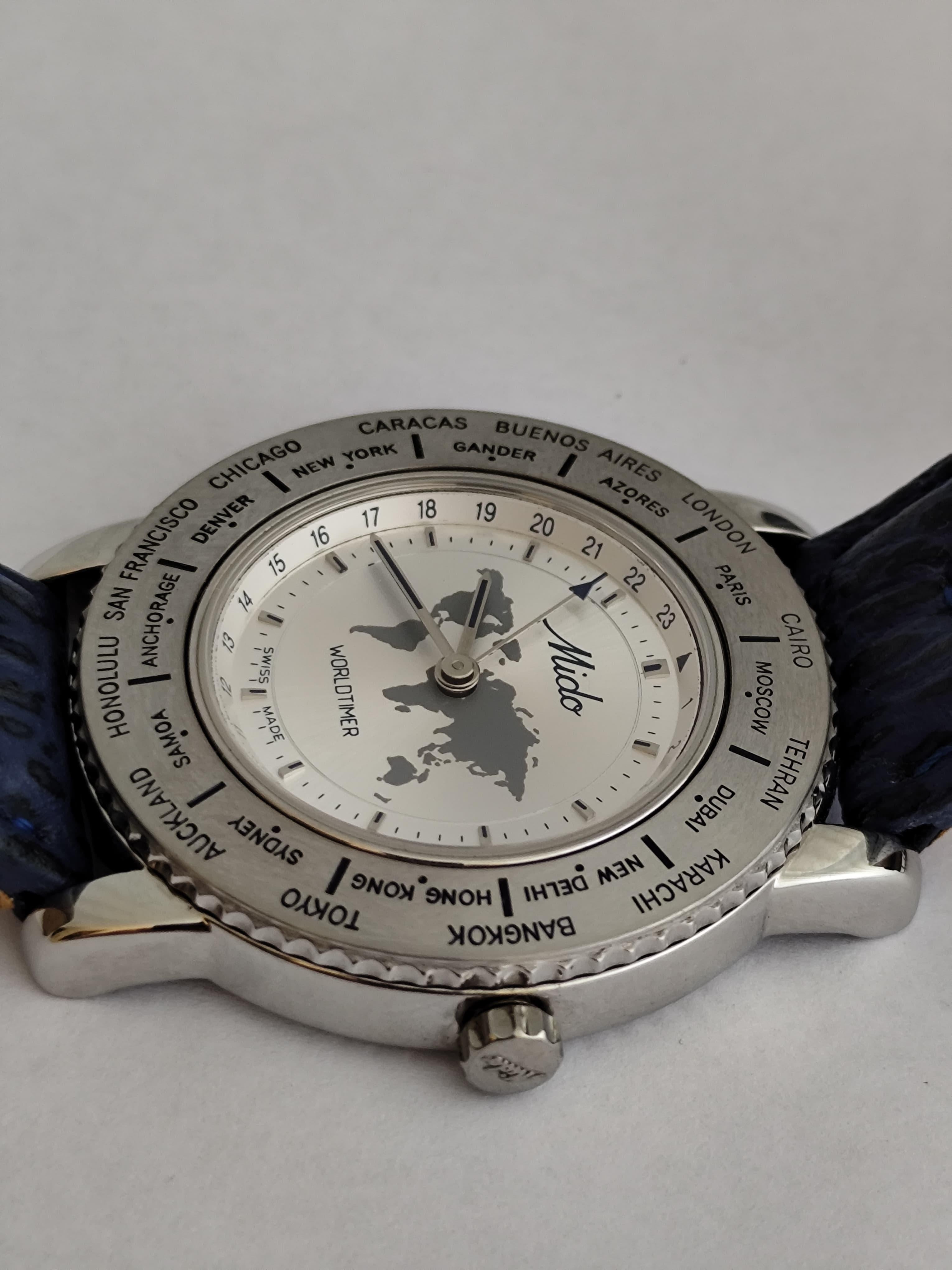 Vintage Mido Worldtimer GMT 5200 Stainless Steel Boxed Old Stock Watch For Sale 2