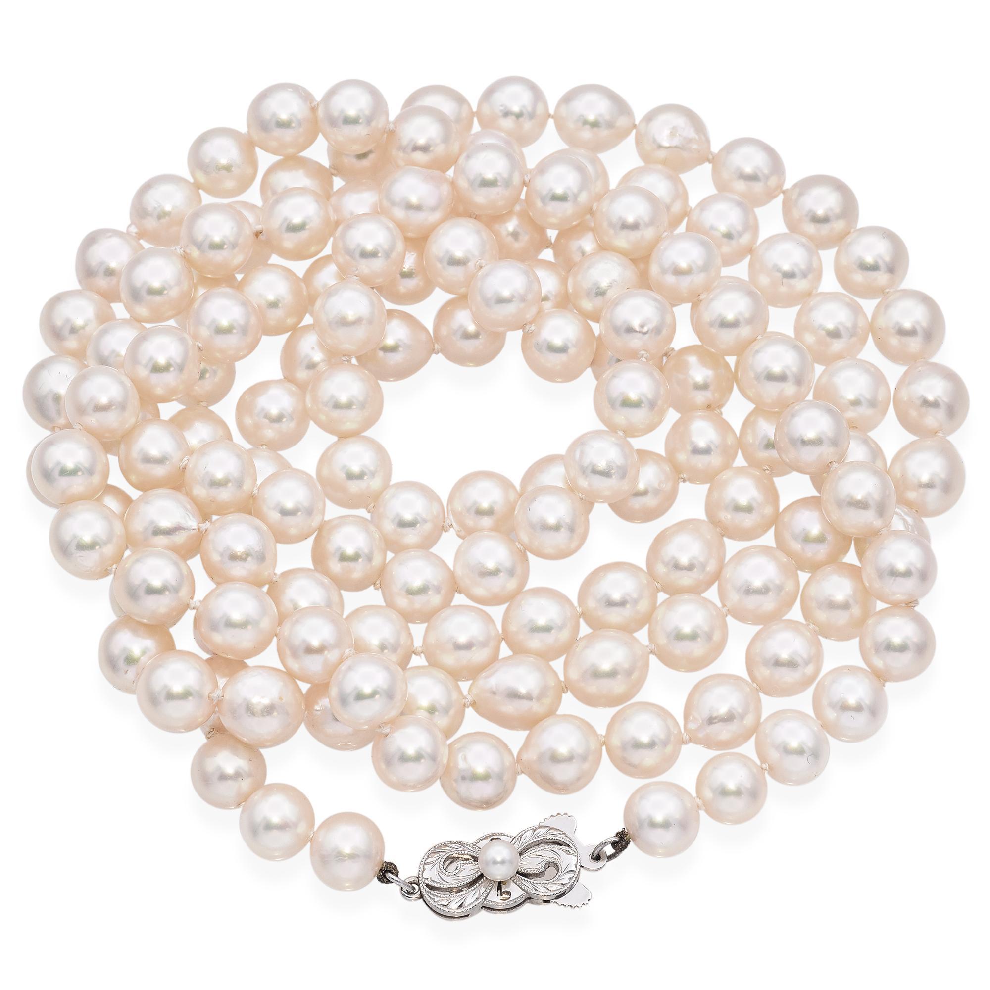 Vintage Mikimoto 14K White Gold Semi Baroque Cultured Pearl Strand Necklace In Good Condition For Sale In New York, NY