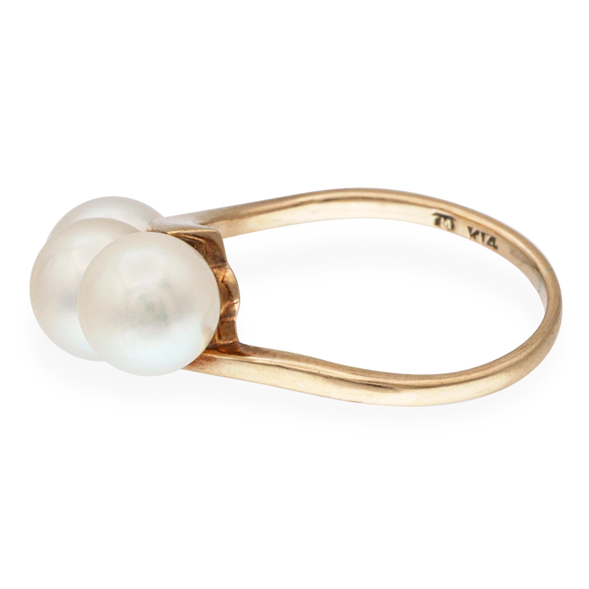 Vintage Mikimoto 14k Gelbgold Dreifach-Perlenring im Angebot 2