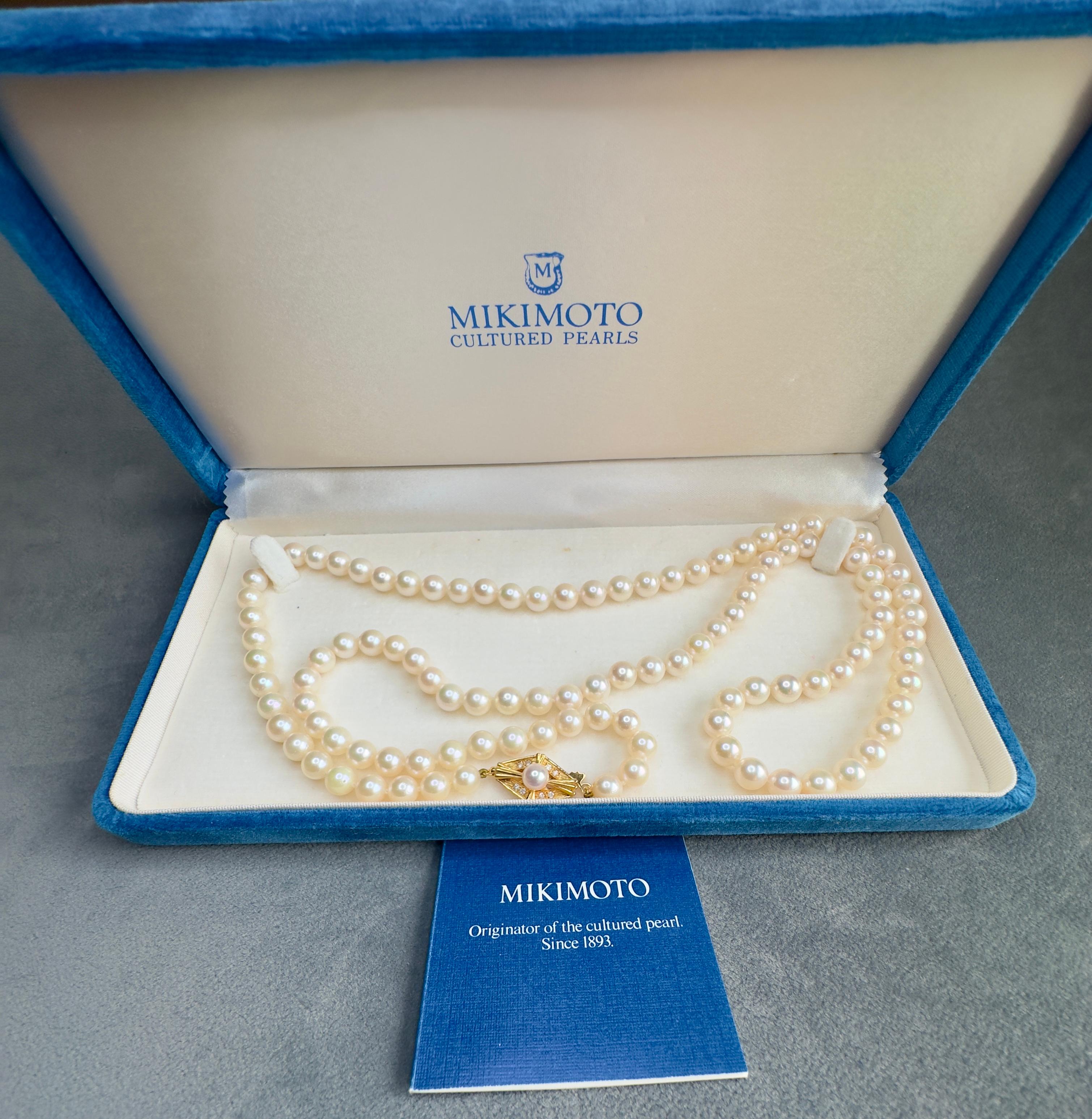Vintage Mikimoto 18k Yellow Gold Pearl Necklace In Good Condition For Sale In Houston, TX