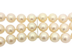 Vintage Mikimoto Bracciale di perle a 3 fili da 6,5-7 mm con chiusura incisa in oro 14k