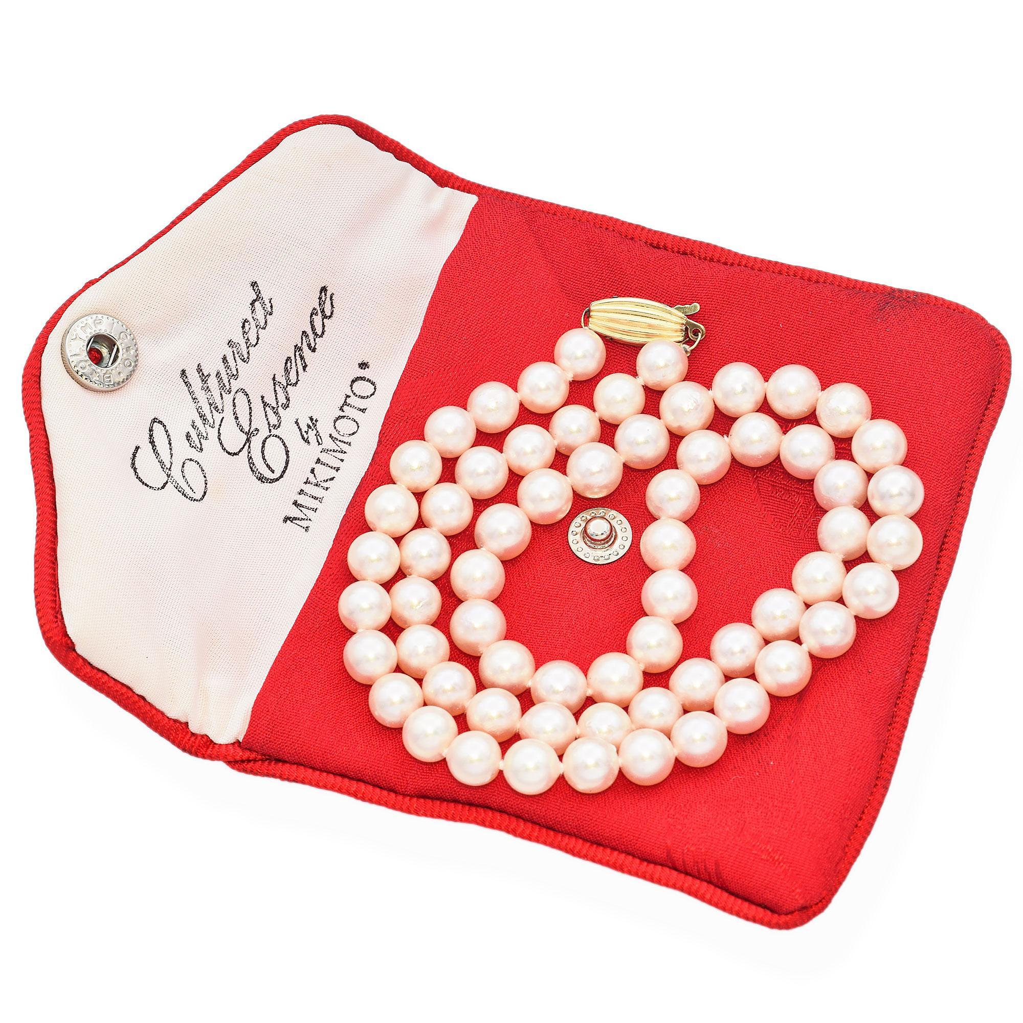 Retro Vintage Mikimoto Blue Lagoon 14K Yellow Gold Pearl Beaded Strand Necklace For Sale