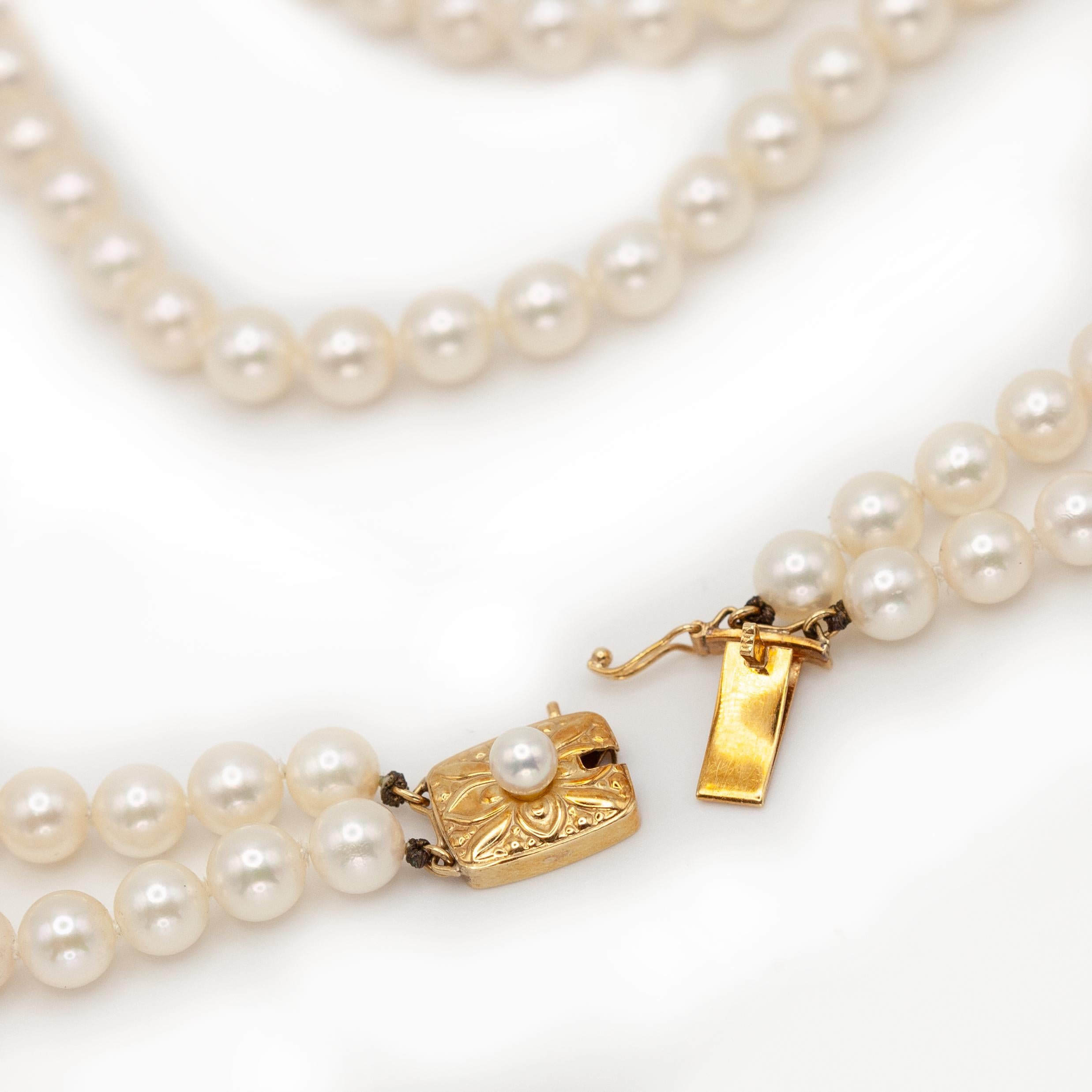 Collar vintage Mikimoto de perlas Akoya de doble vuelta en venta 5