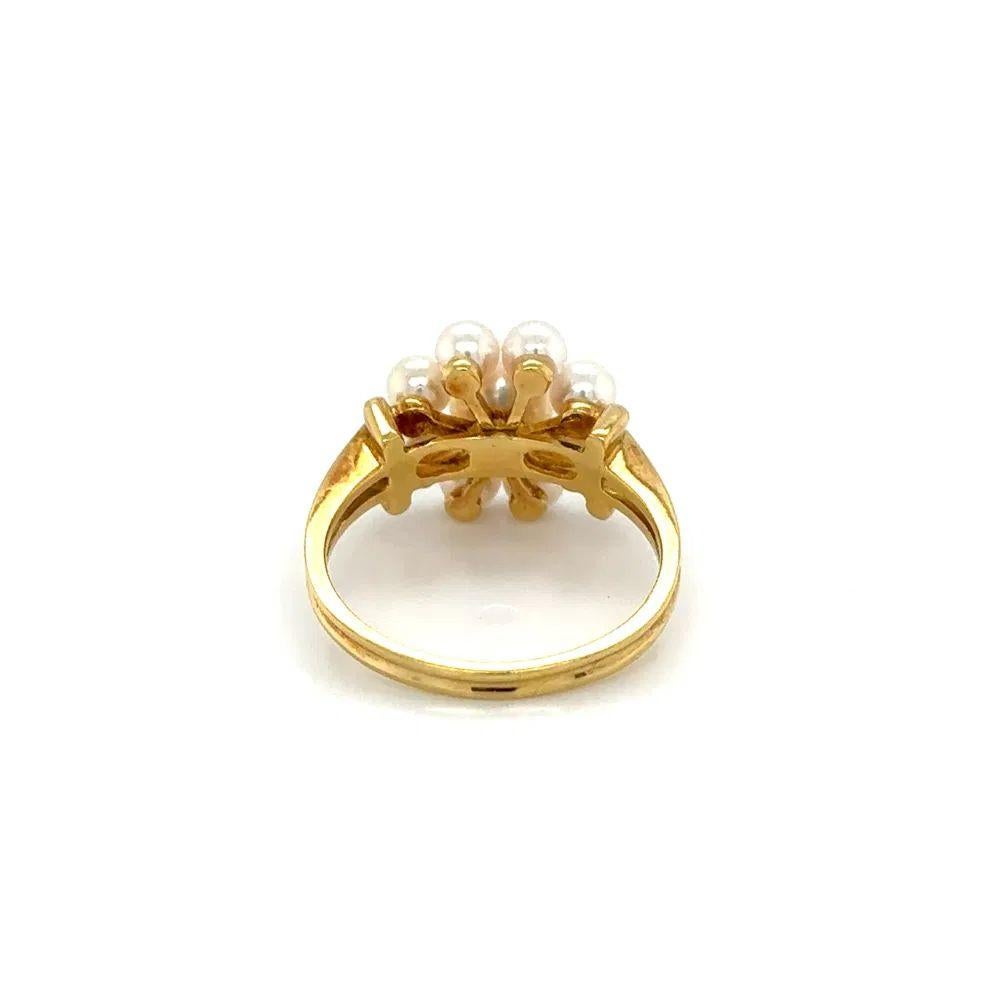 Vintage MIKIMOTO Pearl and Gold Cluster Ring In Excellent Condition For Sale In Montreal, QC