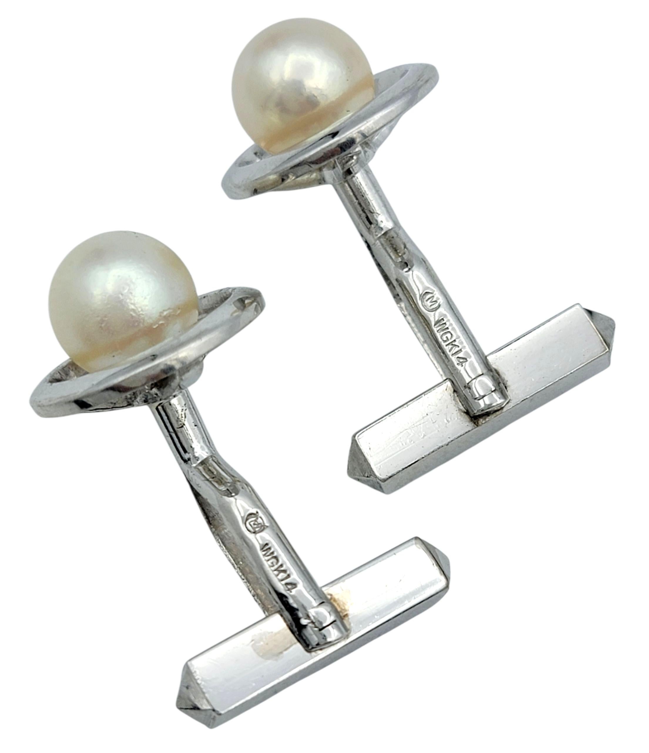 Set di 3 gemelli con perla e spilla per cravatta di Mikimoto d'epoca in oro bianco 18 carati in vendita 3