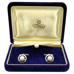 Vintage Mikimoto Set of 3 Pearl Cufflinks and Tie Pin in 18 Karat White Gold