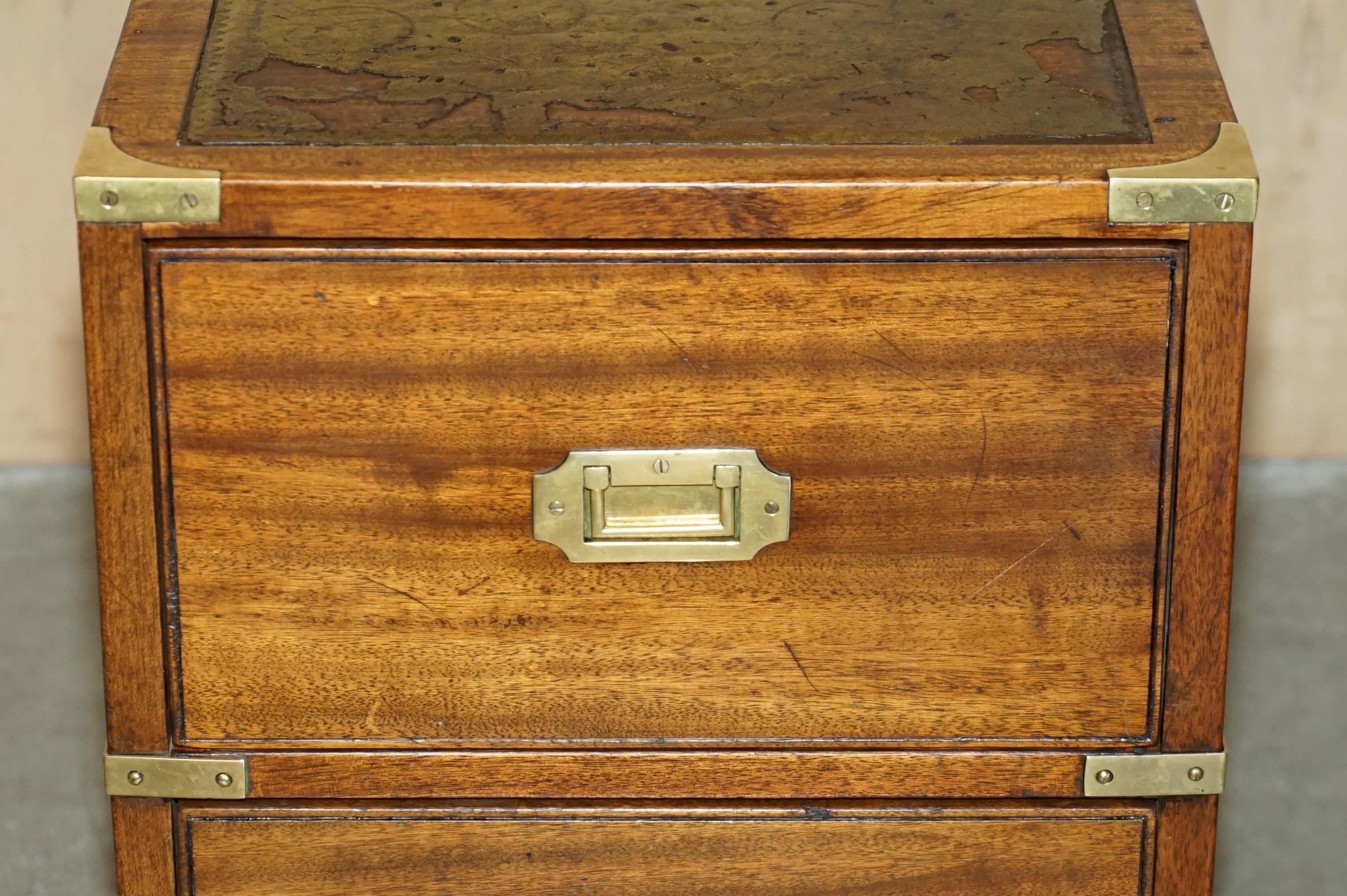 English VINTAGE MILIARY CAMPAIGN SiDE END LAMP WINE BEDSIDE TABLE CHEST WITH DRAWERS For Sale