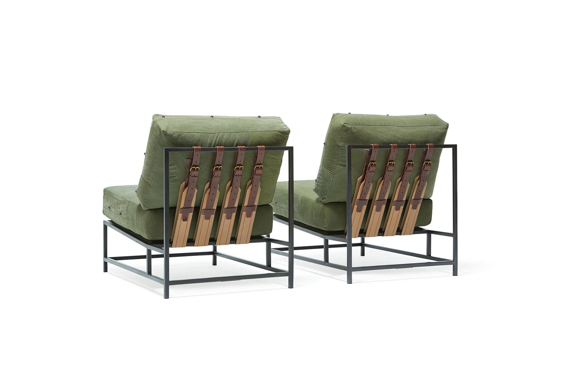 Stuhl aus Militär-Leinwand und geschwärztem Stahl im Vintage-Stil (21. Jahrhundert und zeitgenössisch) im Angebot