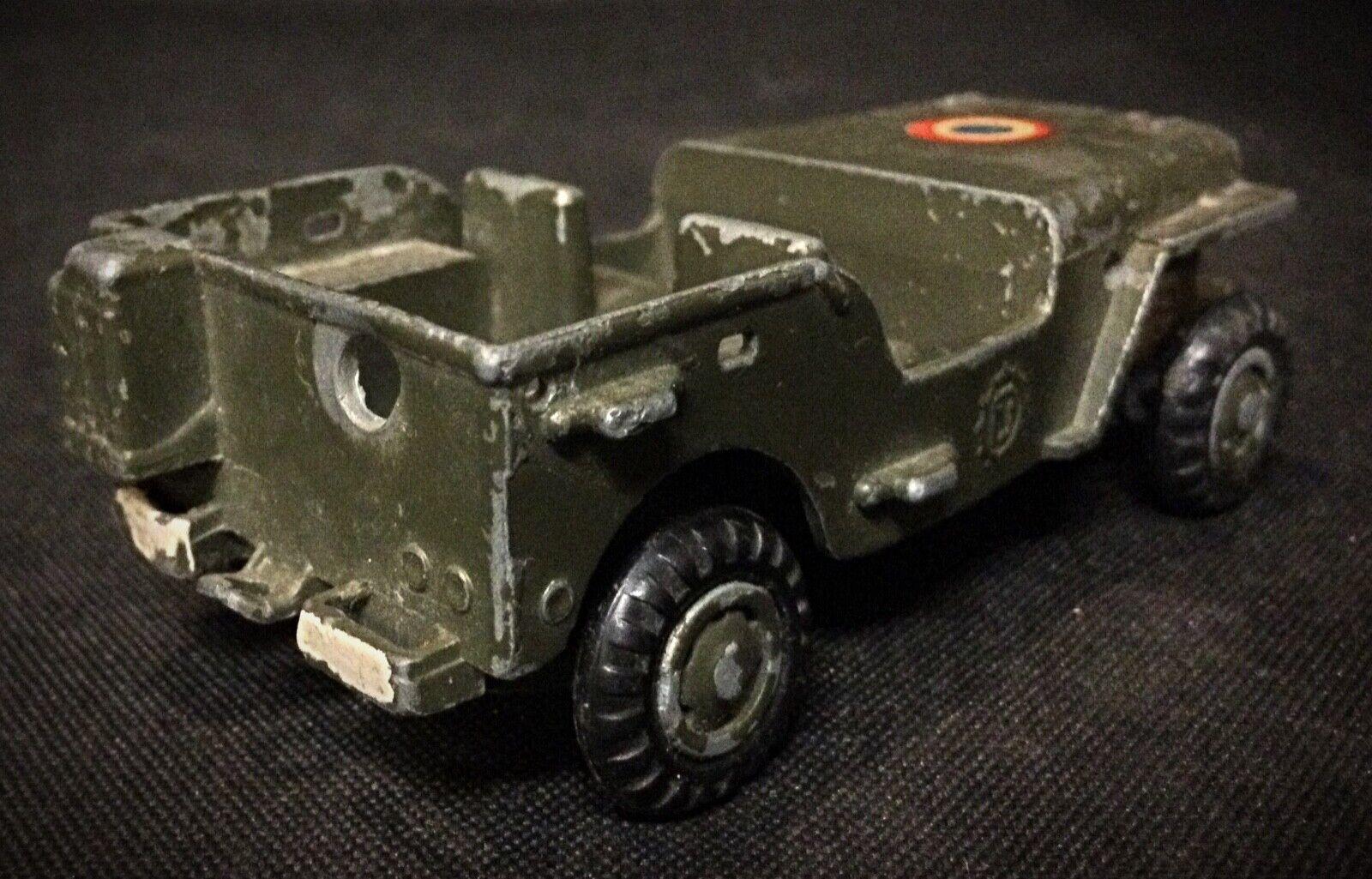 French Vintage Military Toy Car by France Jouets – Used Condition - 2Y38 For Sale