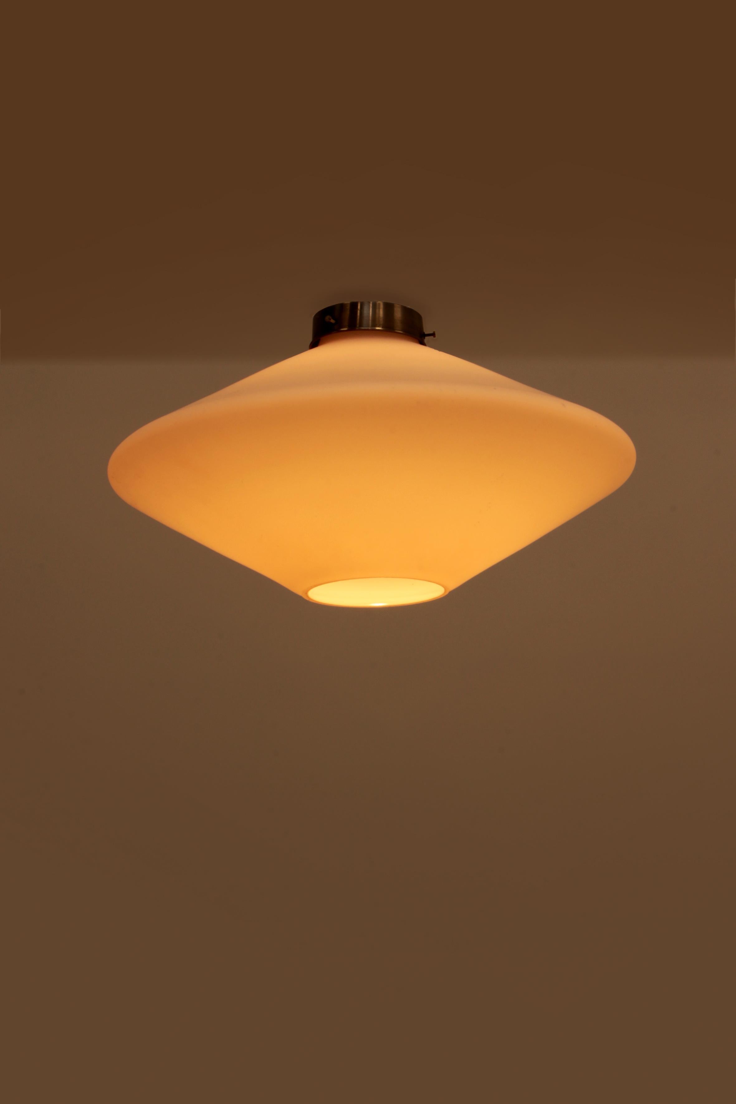 ufo ceiling lamp