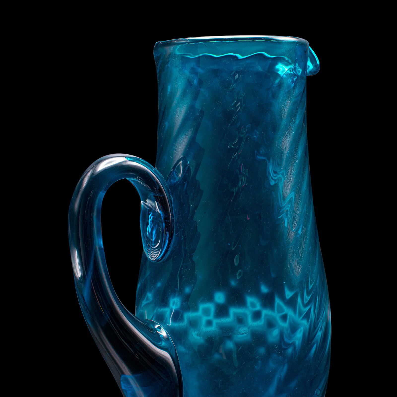 Caraffa da latte vintage, scandinava, vetro artistico, brocca, bicchiere da portata, metà del secolo scorso in vendita 2