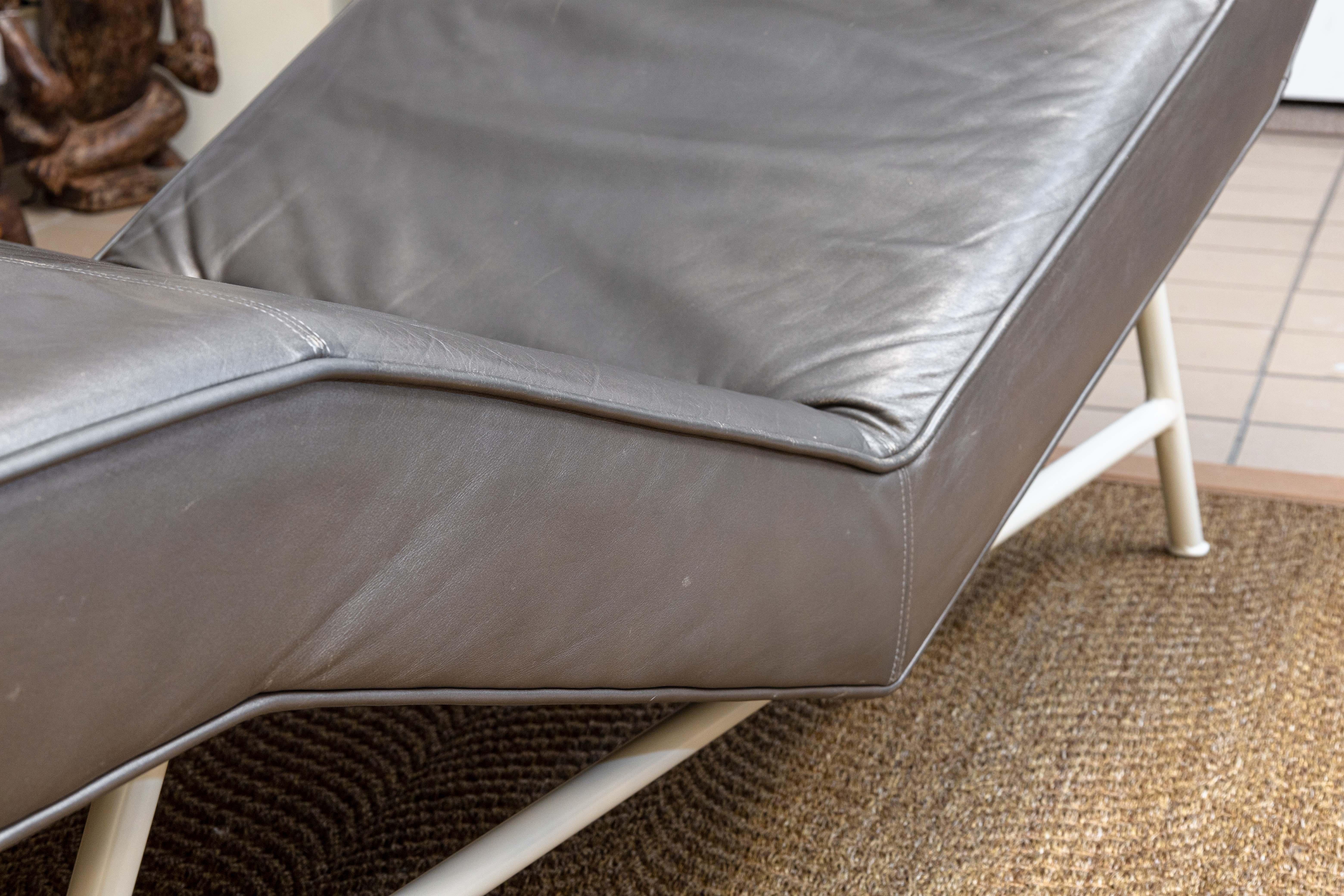 Contemporary Vintage Milo Baughman for Thayer Coggin Grey Leather Fred Chaise Lounge Chair For Sale