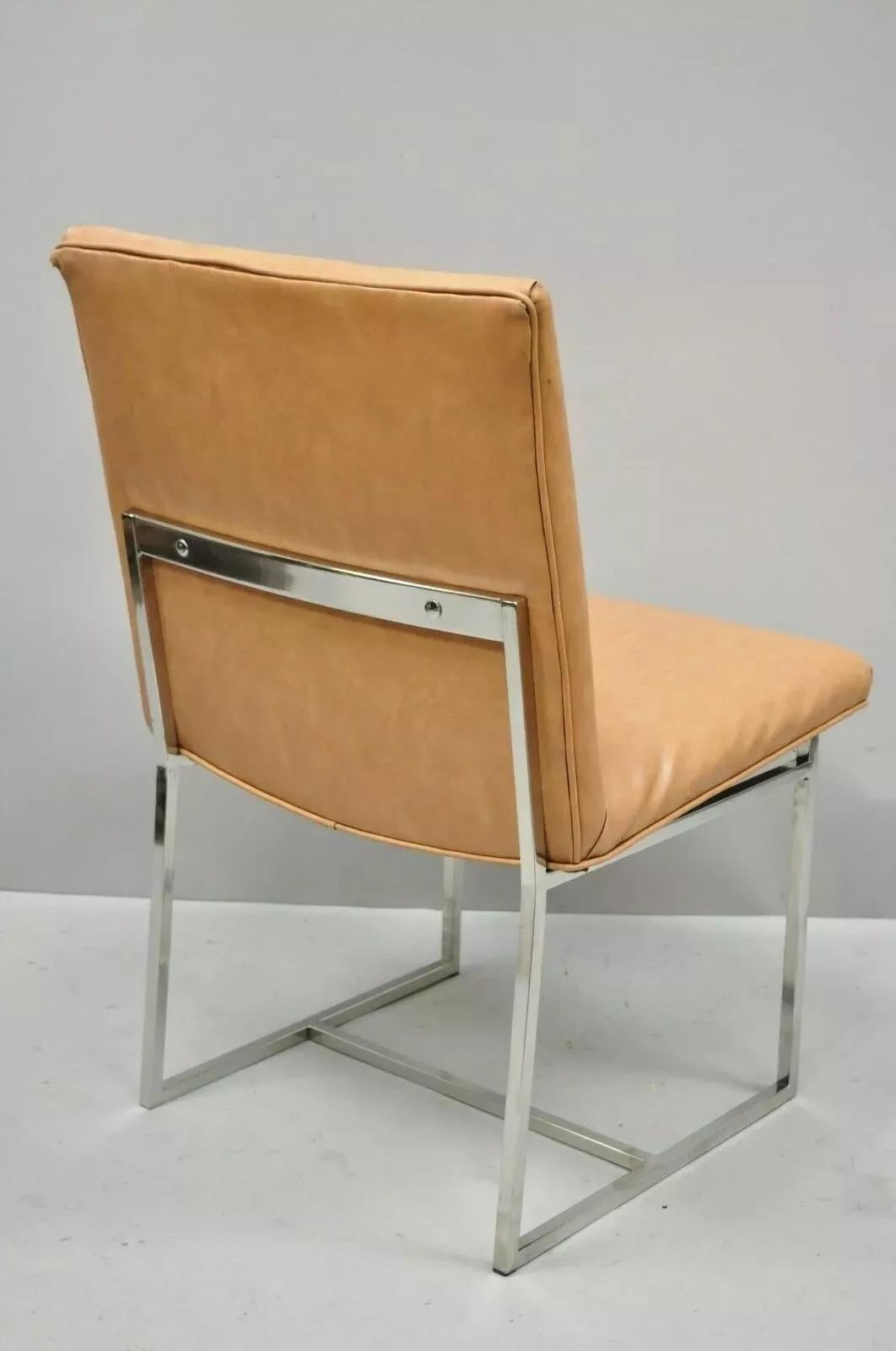 Mid-Century Modern Chaise d'appoint de salle à manger moderne mi-siècle avec cadre flottant chromé Milo Baughman en vente