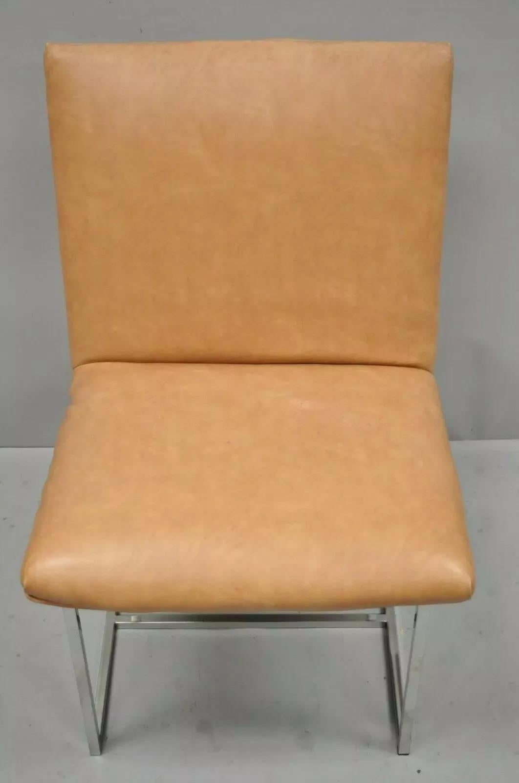 Chaise d'appoint de salle à manger moderne mi-siècle avec cadre flottant chromé Milo Baughman en vente 2