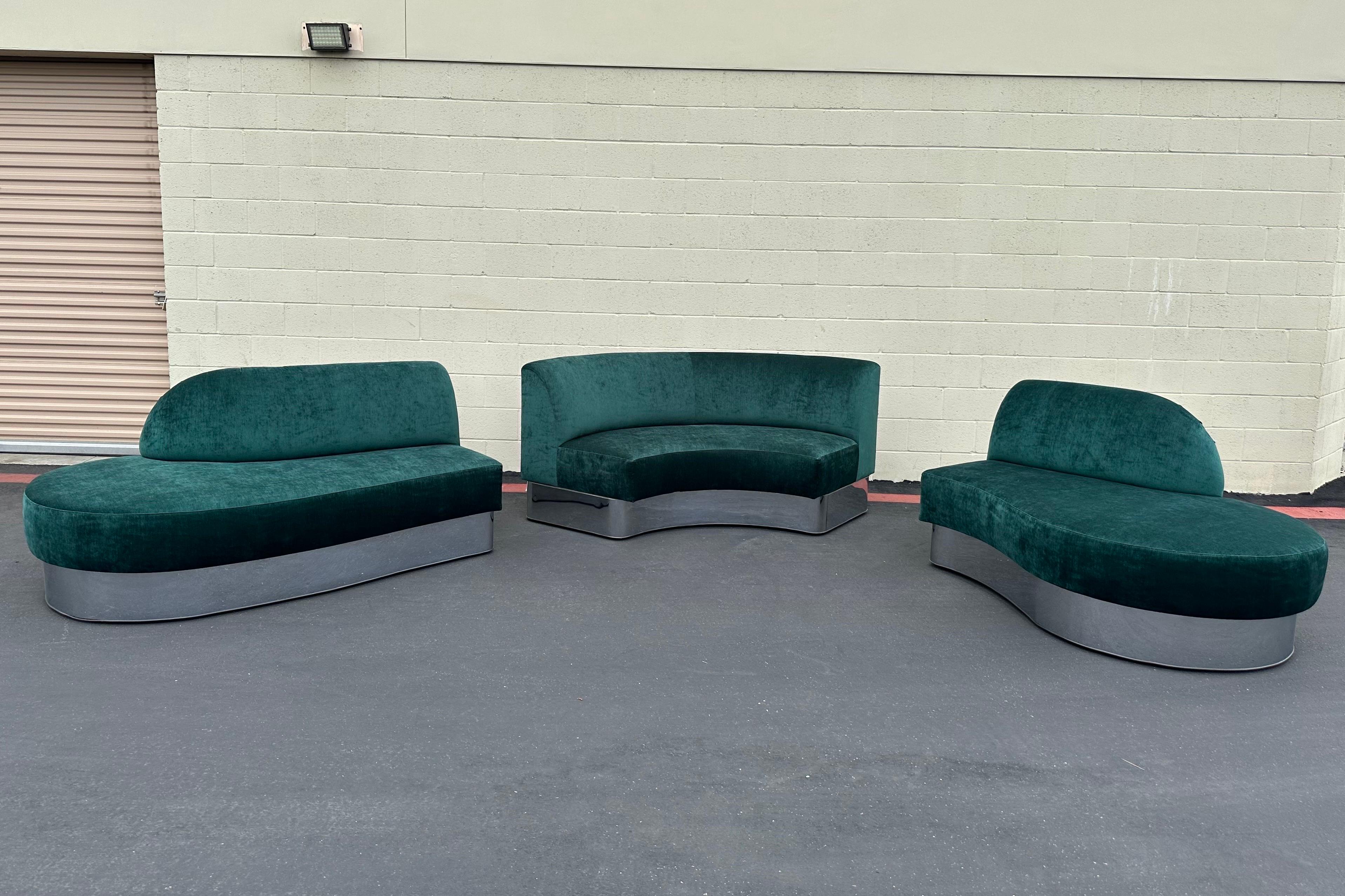 Vintage Milo Baughman Serpentine Three Pieces Sectional Sofa for Thayer Coggin For Sale 3