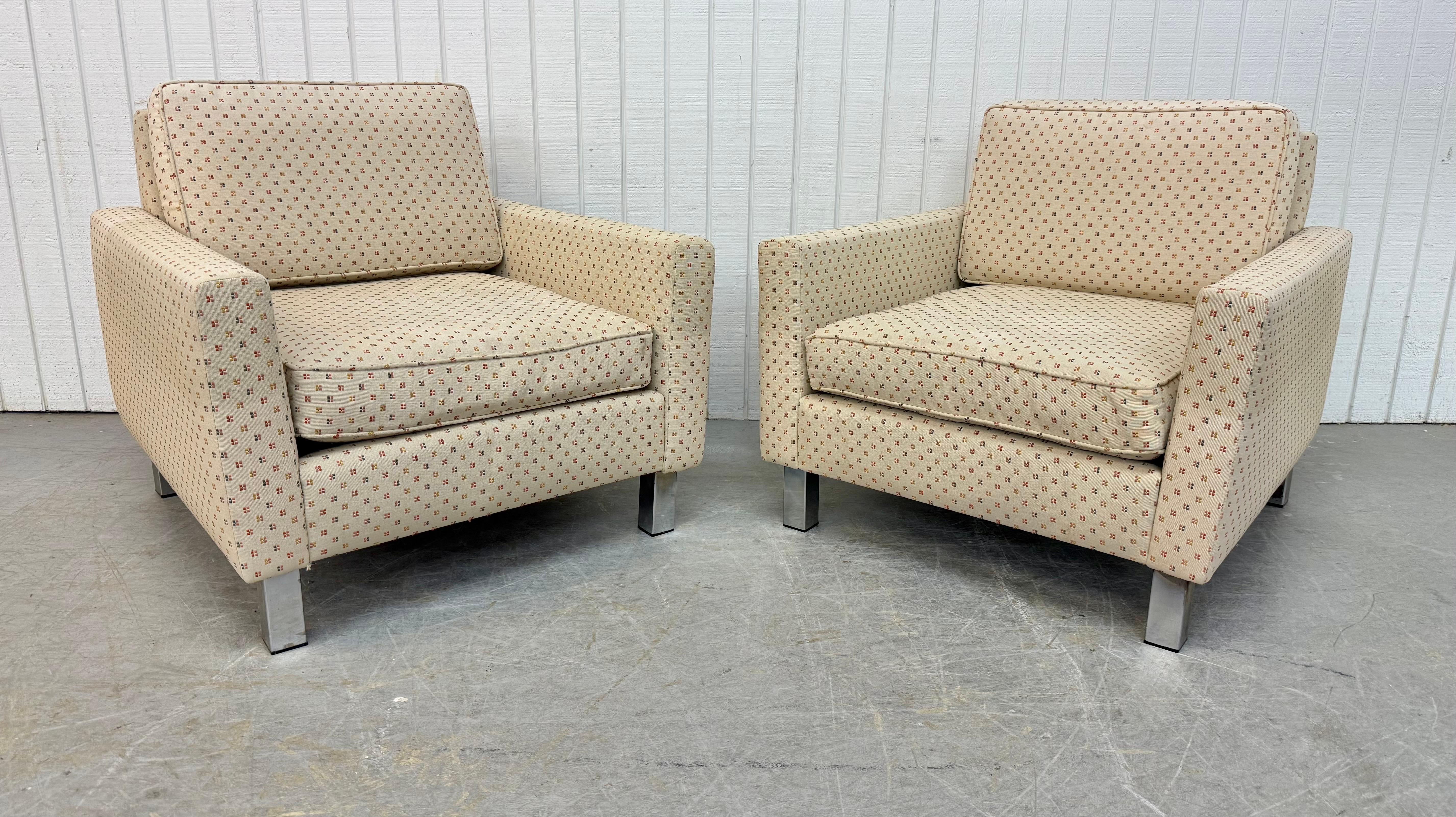 Postmoderne Vintage Milo Baughman Style Club Chairs - Set of 2 en vente