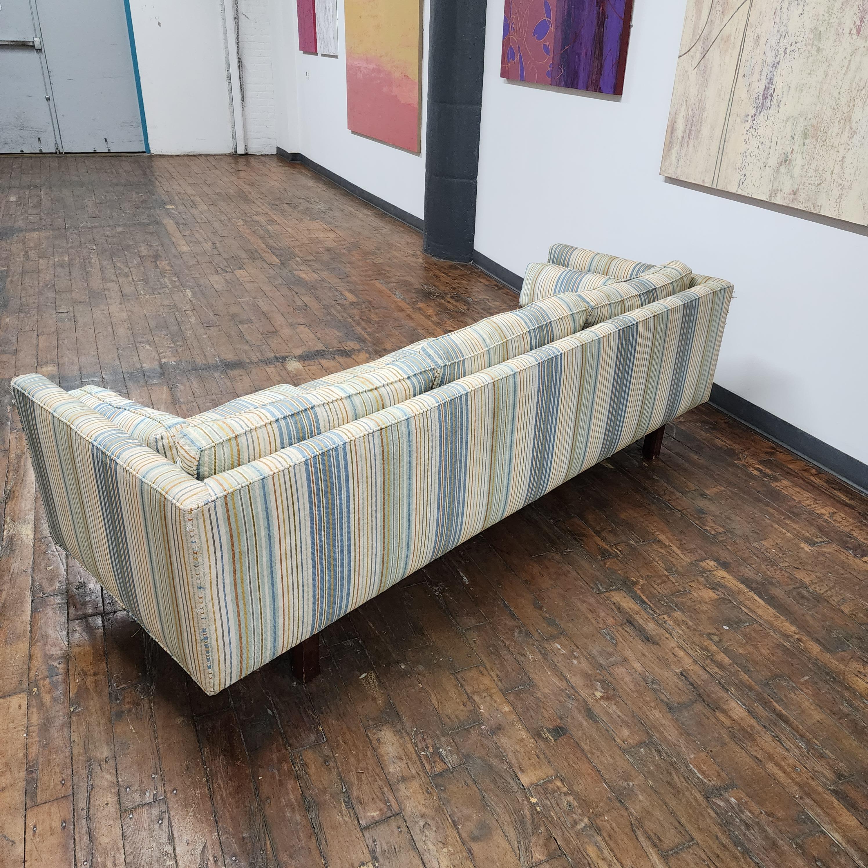 Vintage Milo Baughman Style Mid Century Modern Sofa In Fair Condition For Sale In Philadelphia, PA
