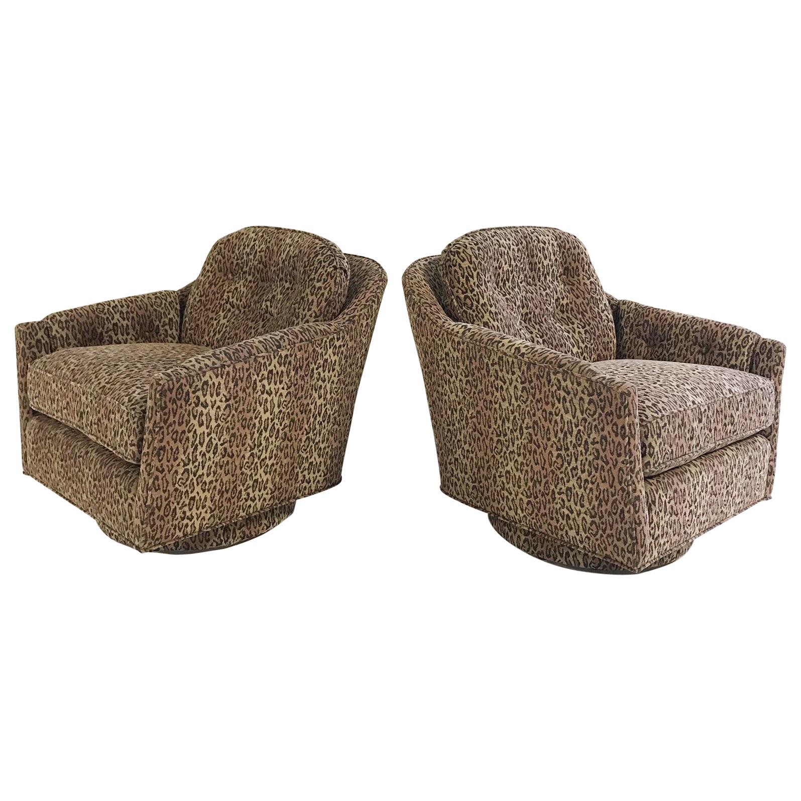 Swivel Lounge Chairs in the style of Milo Baughman, in Kravet Leopard Print For Sale