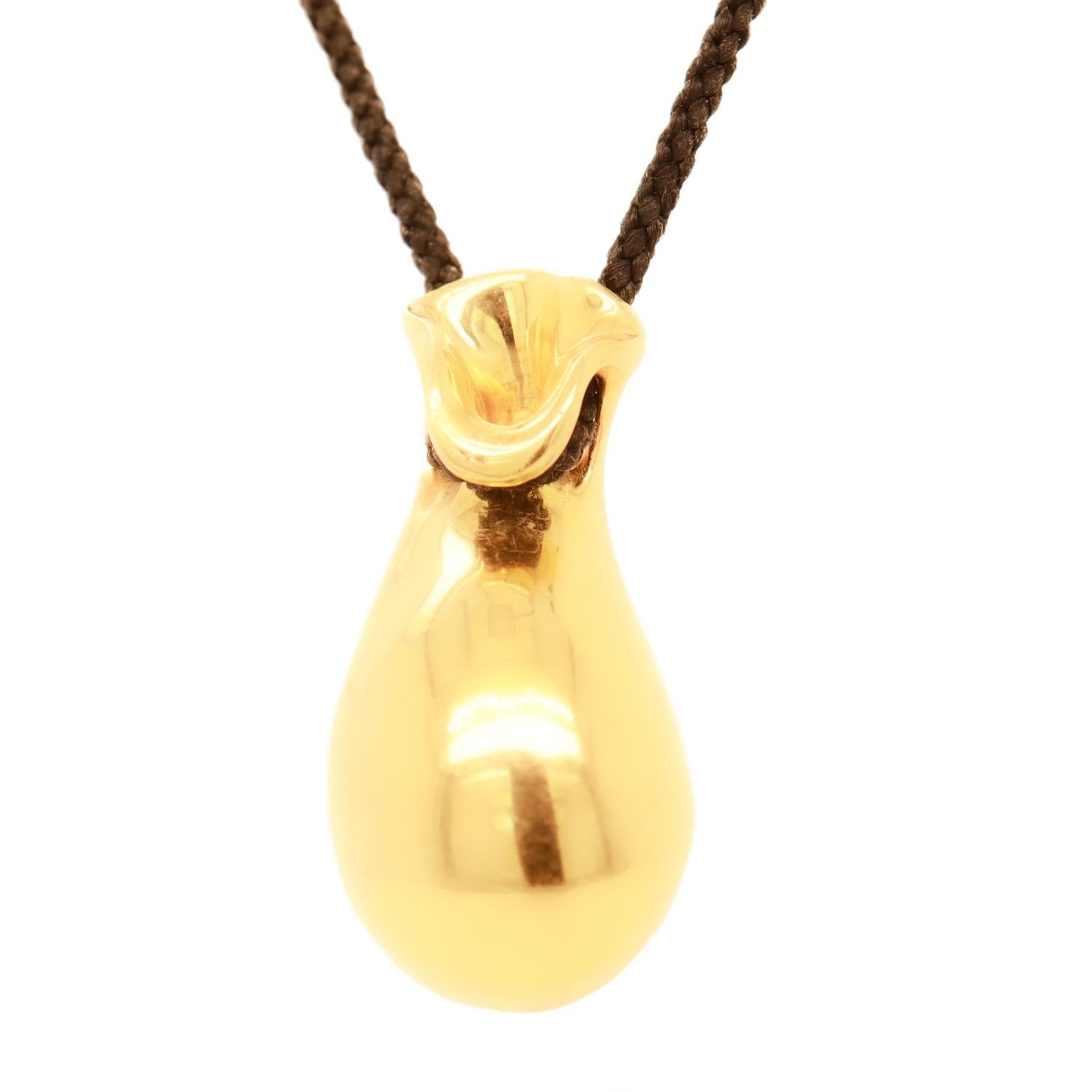 Vintage Minas Spiridis 18k Golden Pouch Pendant Necklace with Secret Compartment 3