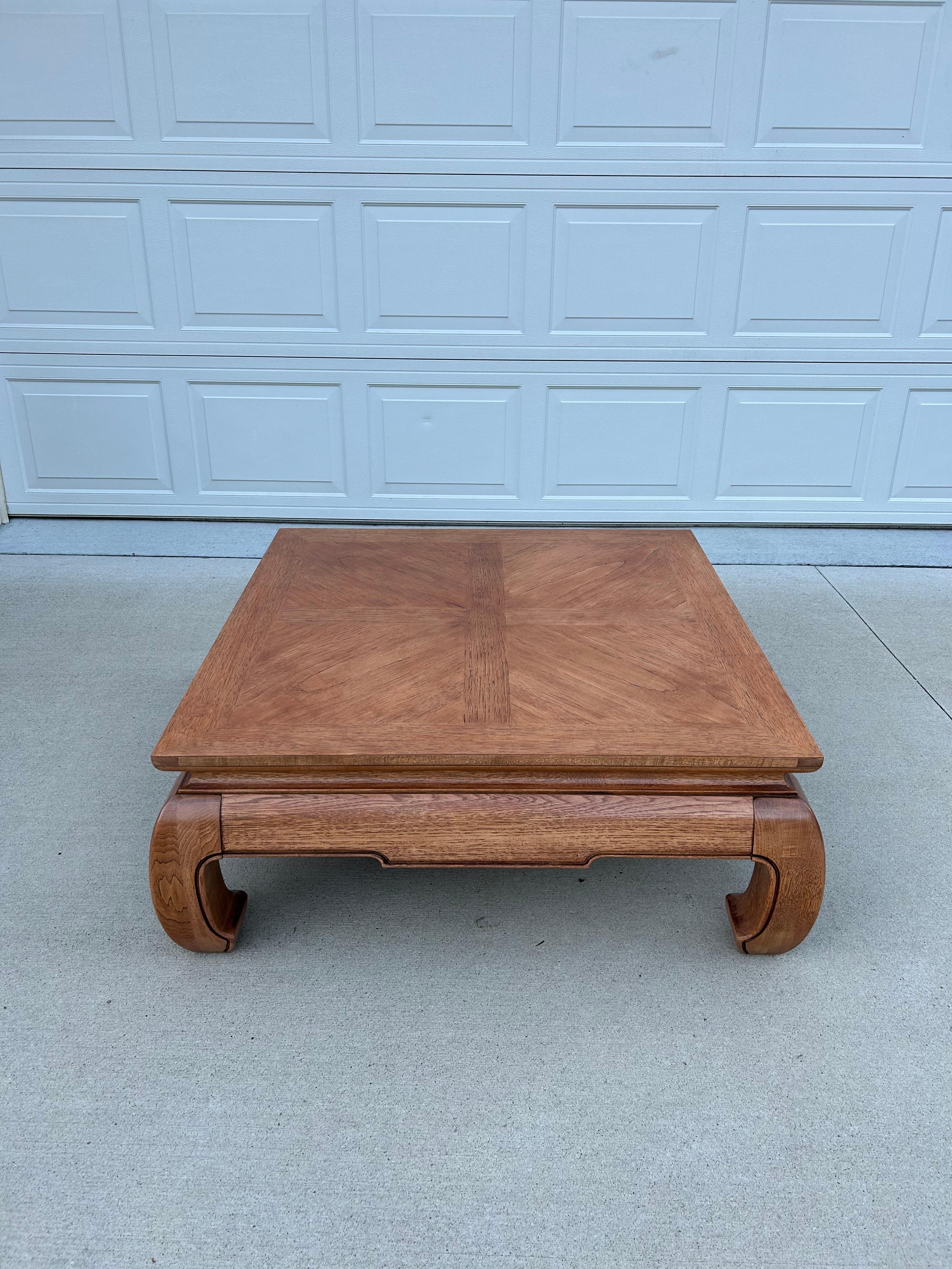 Large Ming style Coffee Table by what we believe was Henredon. The tag seems to have been removed from under the table. The table is in an amazing condition, with a few scuffs due to age and movers using dolly's. There aren't too many large all wood