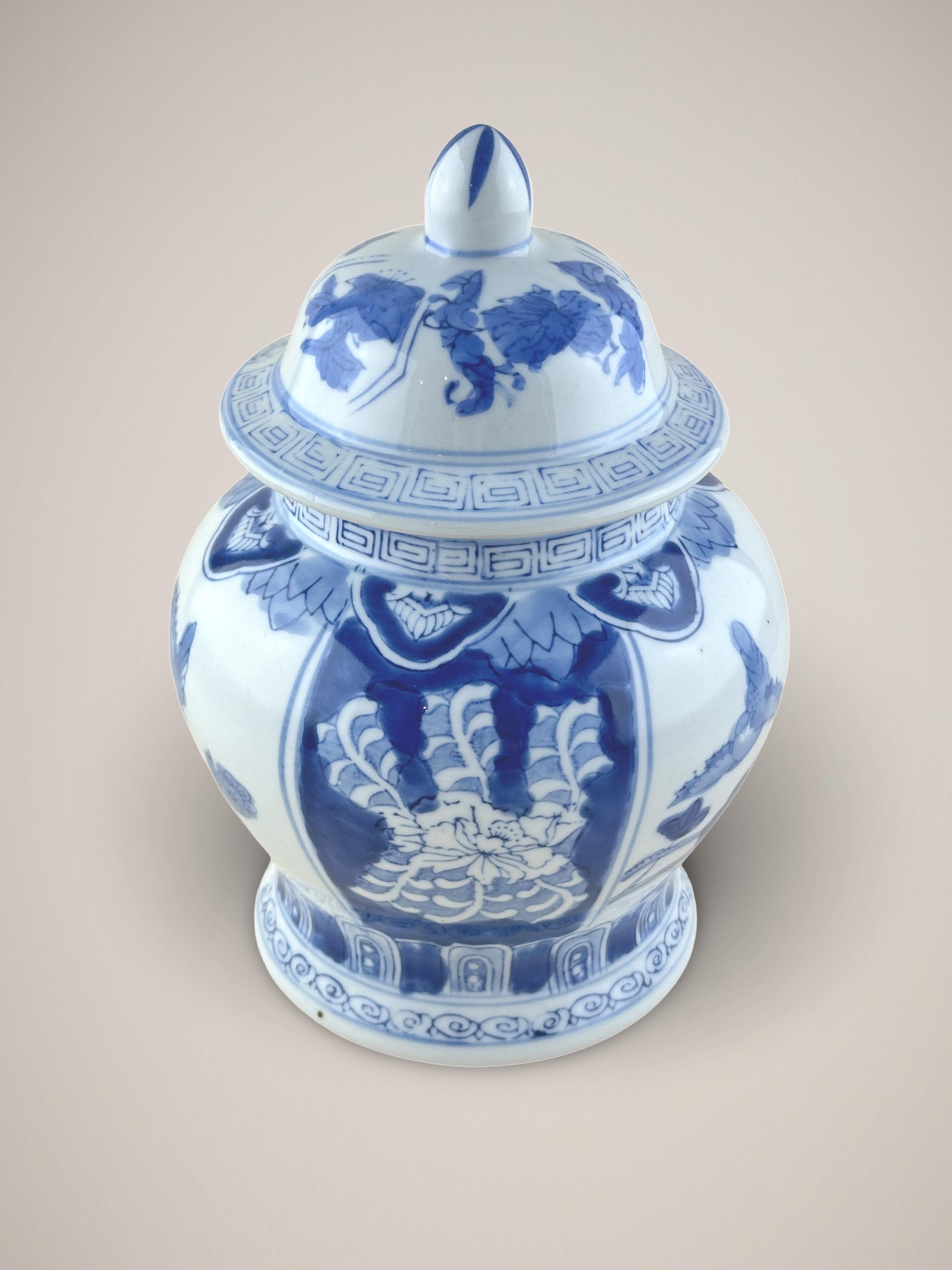 Chinese Vintage 'Ming Style' Temple Jar Blue and White Glazed Porcelain  For Sale