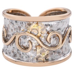 Vintage Ming's 14k Two-Tone Gold Hammered and Chased Motif Open Band Ring