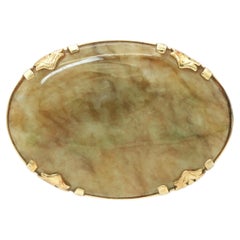Vintage Ming’s 14K Yellow Gold Jade Brooch