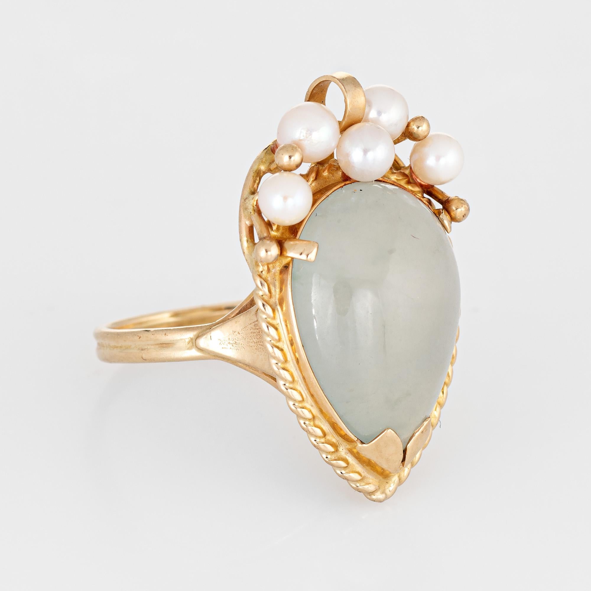 Modern Vintage Ming's Jade Cultured Pearl Ring 14 Karat Yellow Gold Estate Fine Jewelry For Sale
