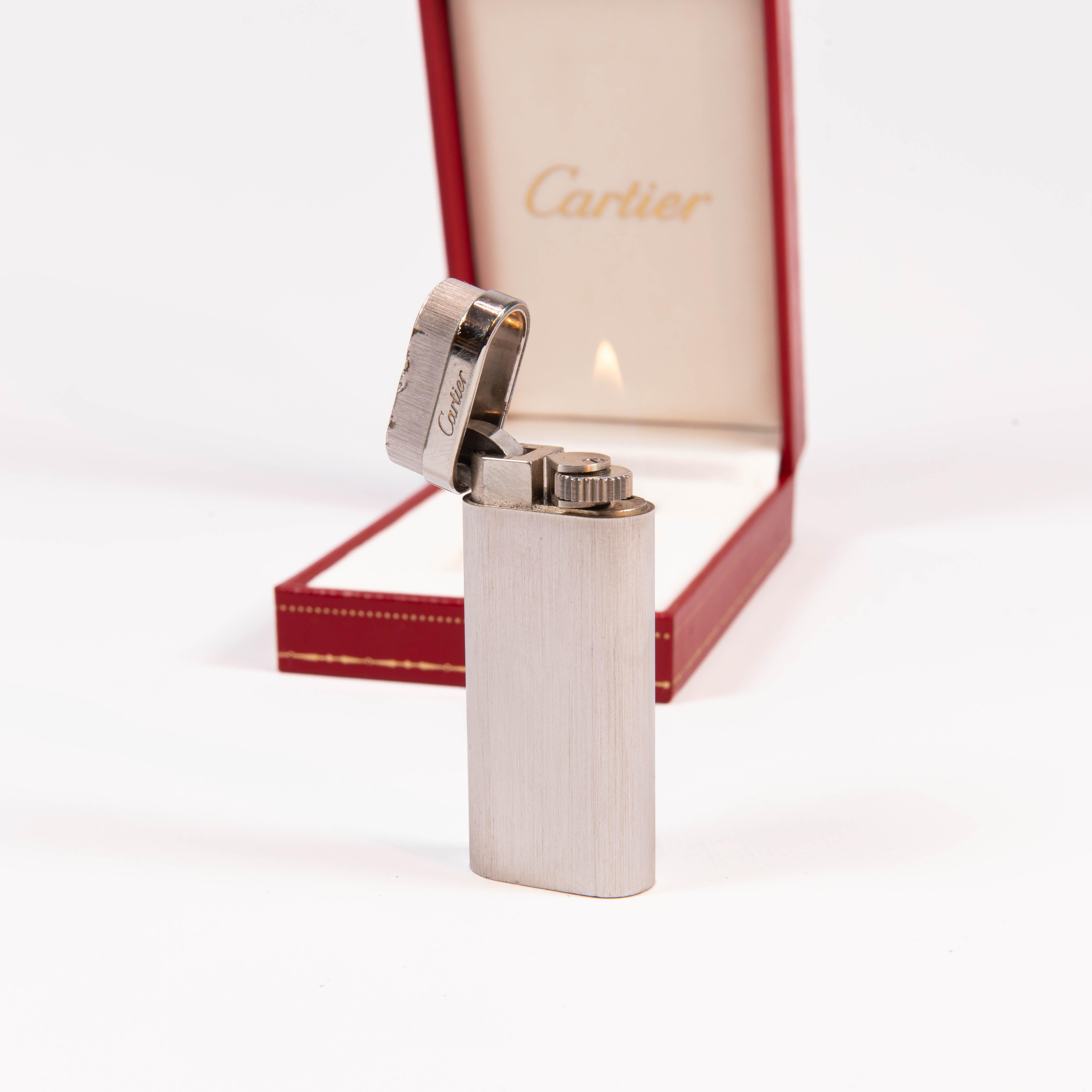 Women's or Men's Vintage Mini Cartier Les Must lighter Silver Plated Complete In Box