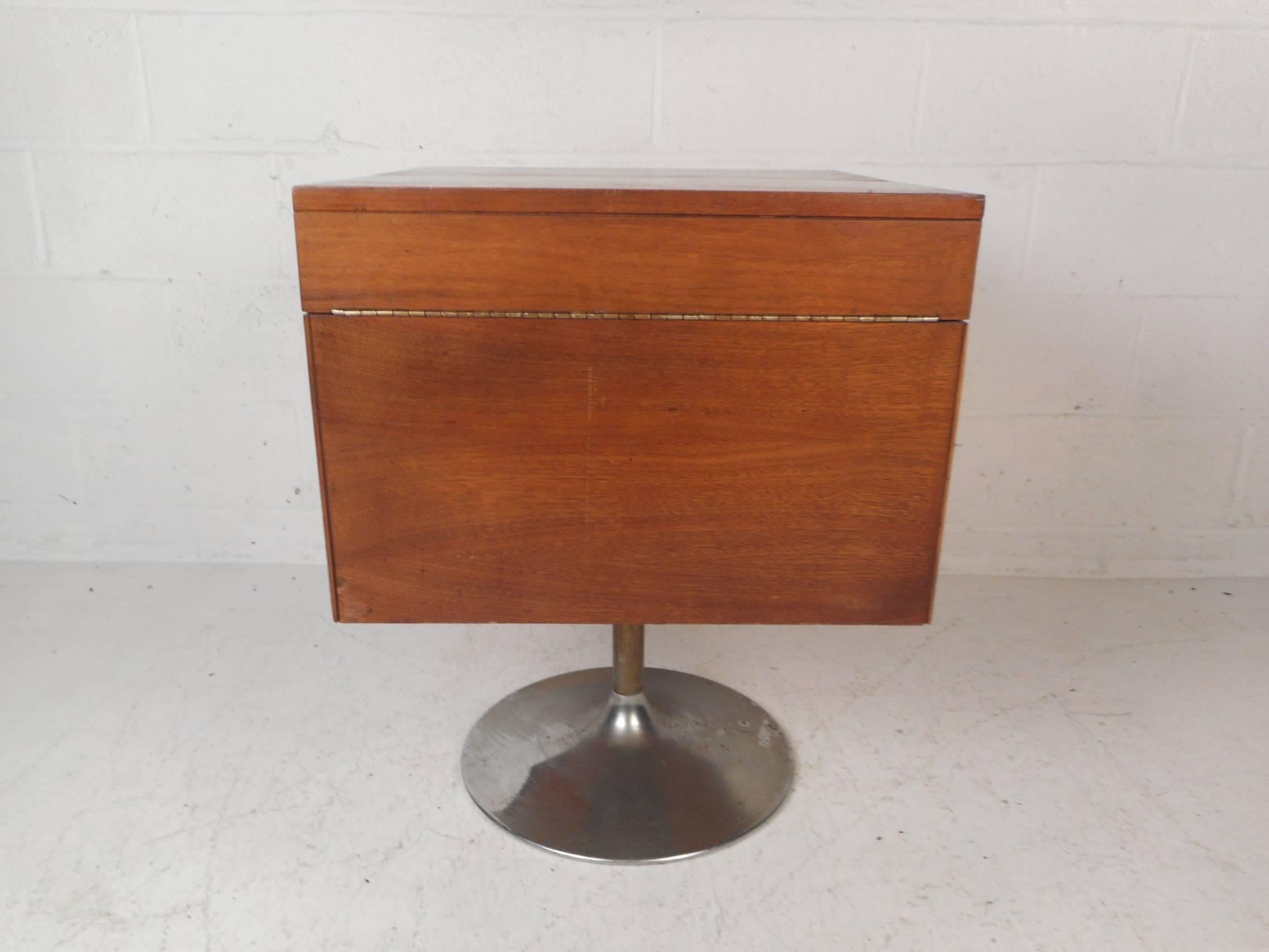 mini bar vintage