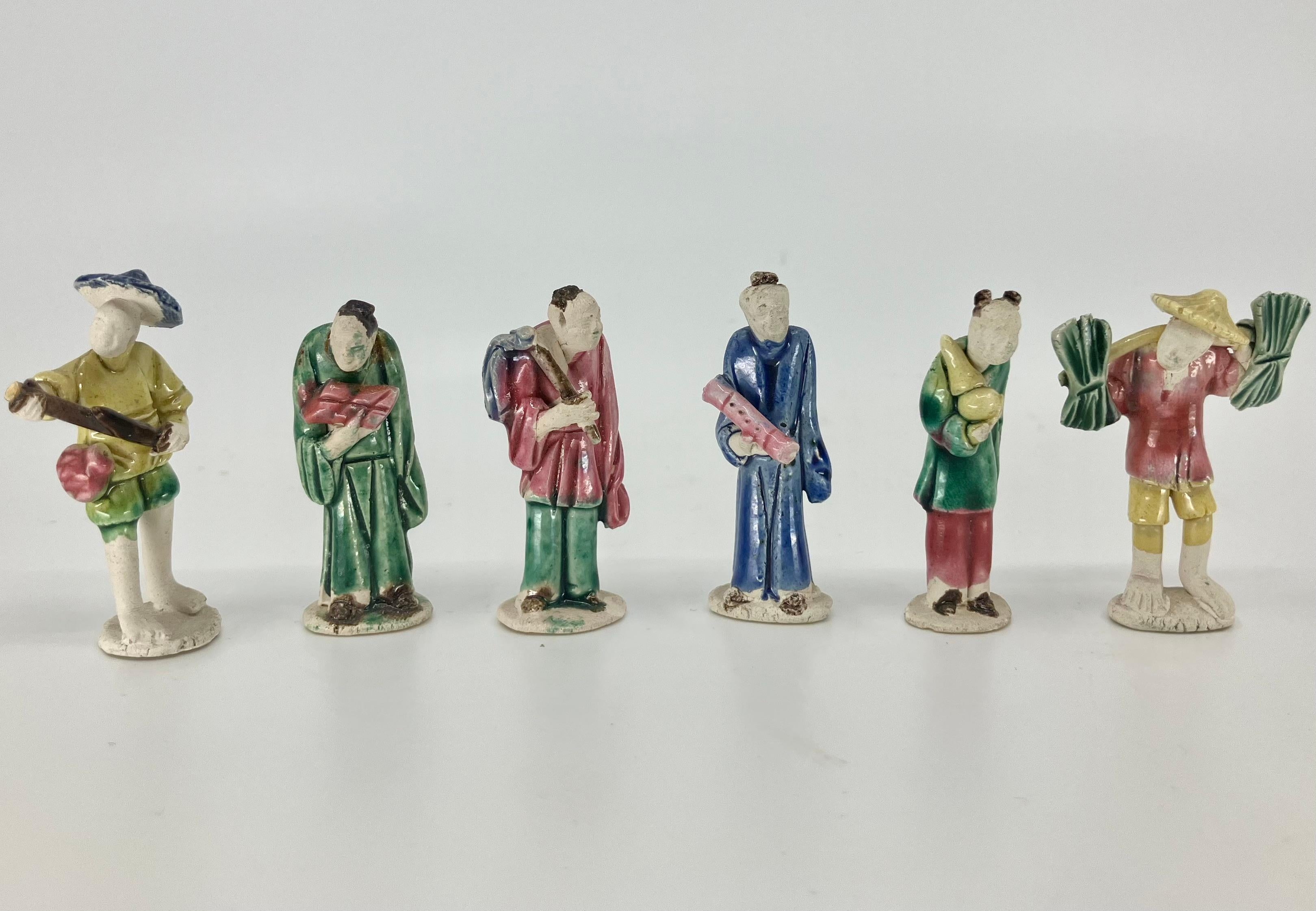 Figure in miniatura di cineserie d'epoca in vendita 2