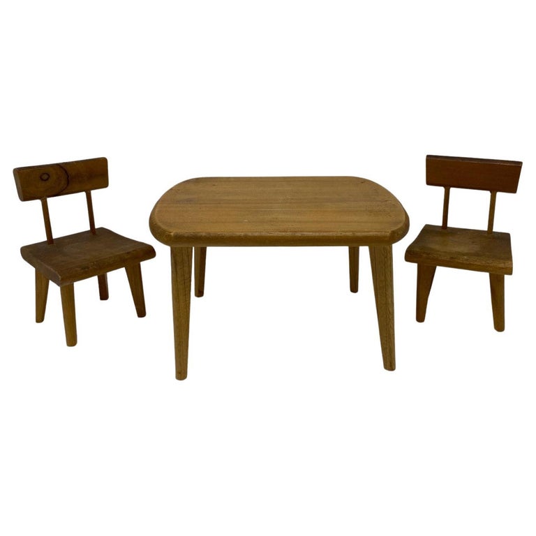 Vintage Miniature Group of Midcentury Table and Chairs For Sale at 1stDibs