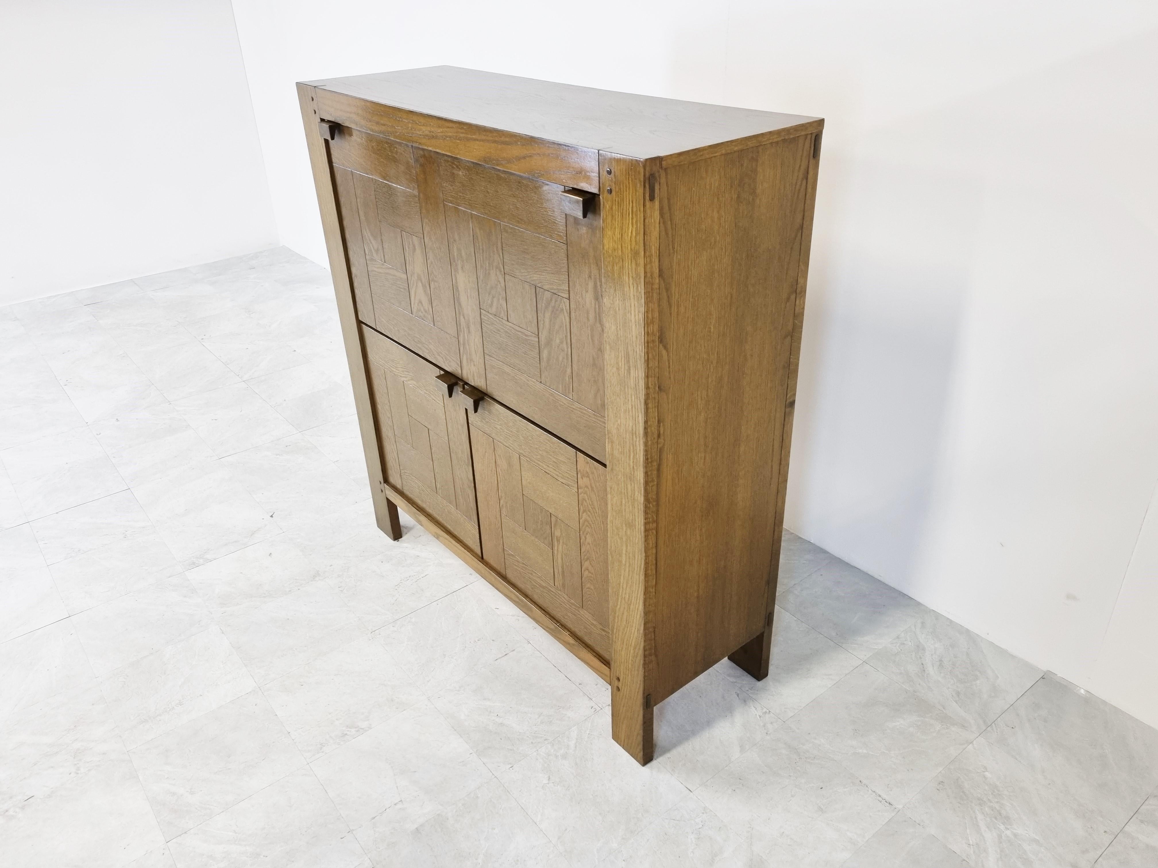 Vintage Minimalist Bar Cabinet, 1960s 1