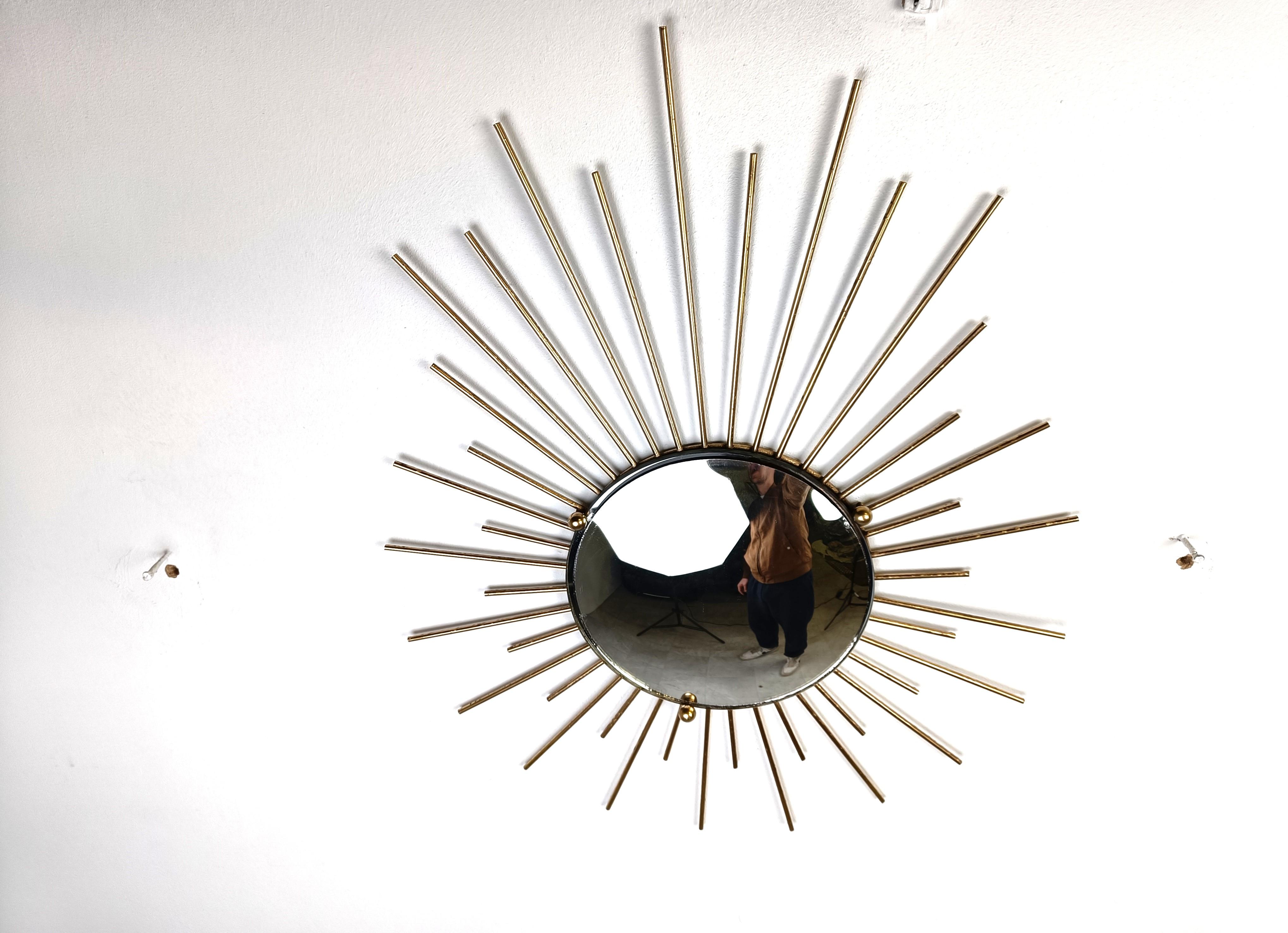 Late 20th Century Vintage minimalist brass sunburst mirror, 1970s 