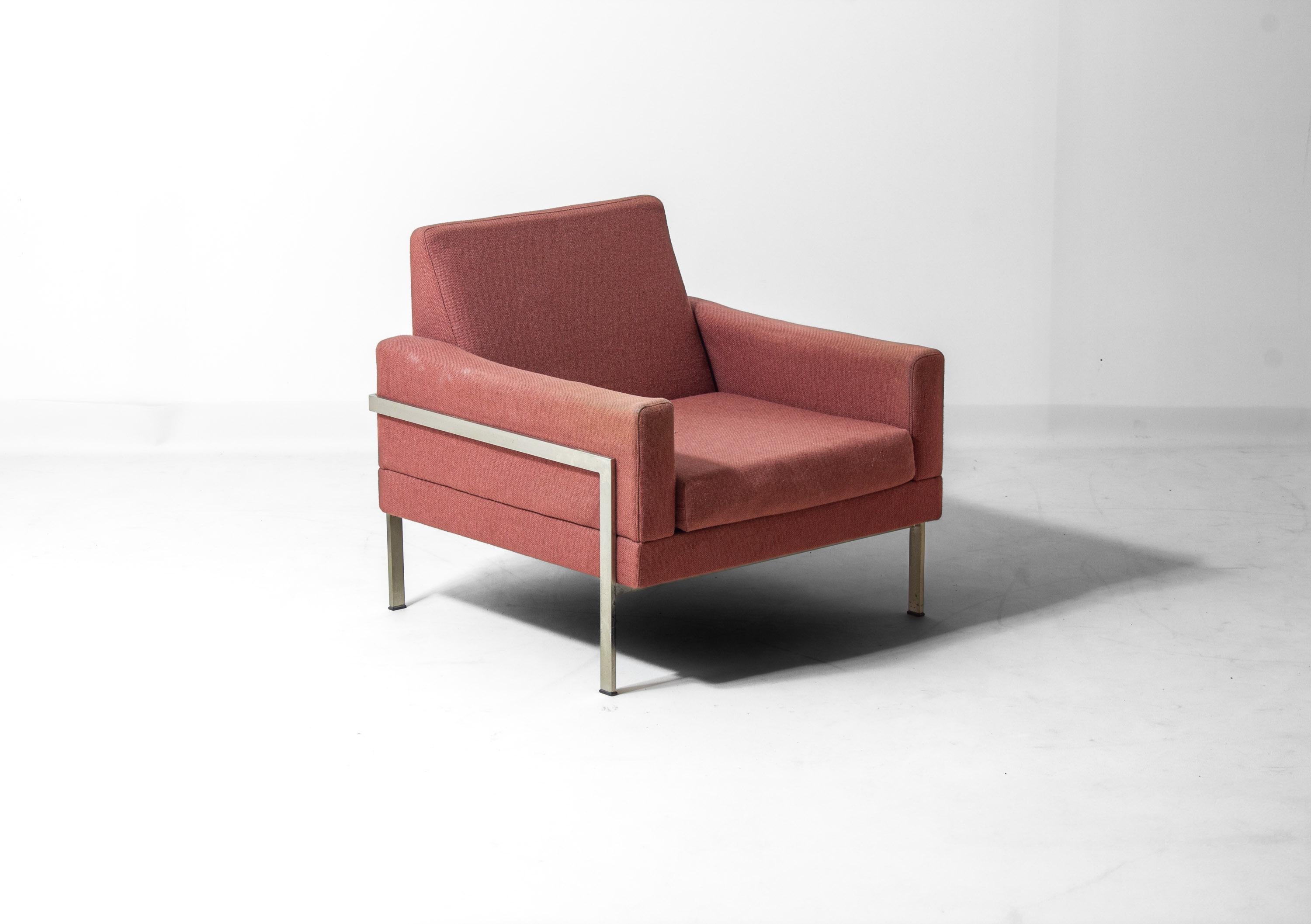 Minimalistischer Gelderland Sessel, 1960er Jahre im Angebot 4