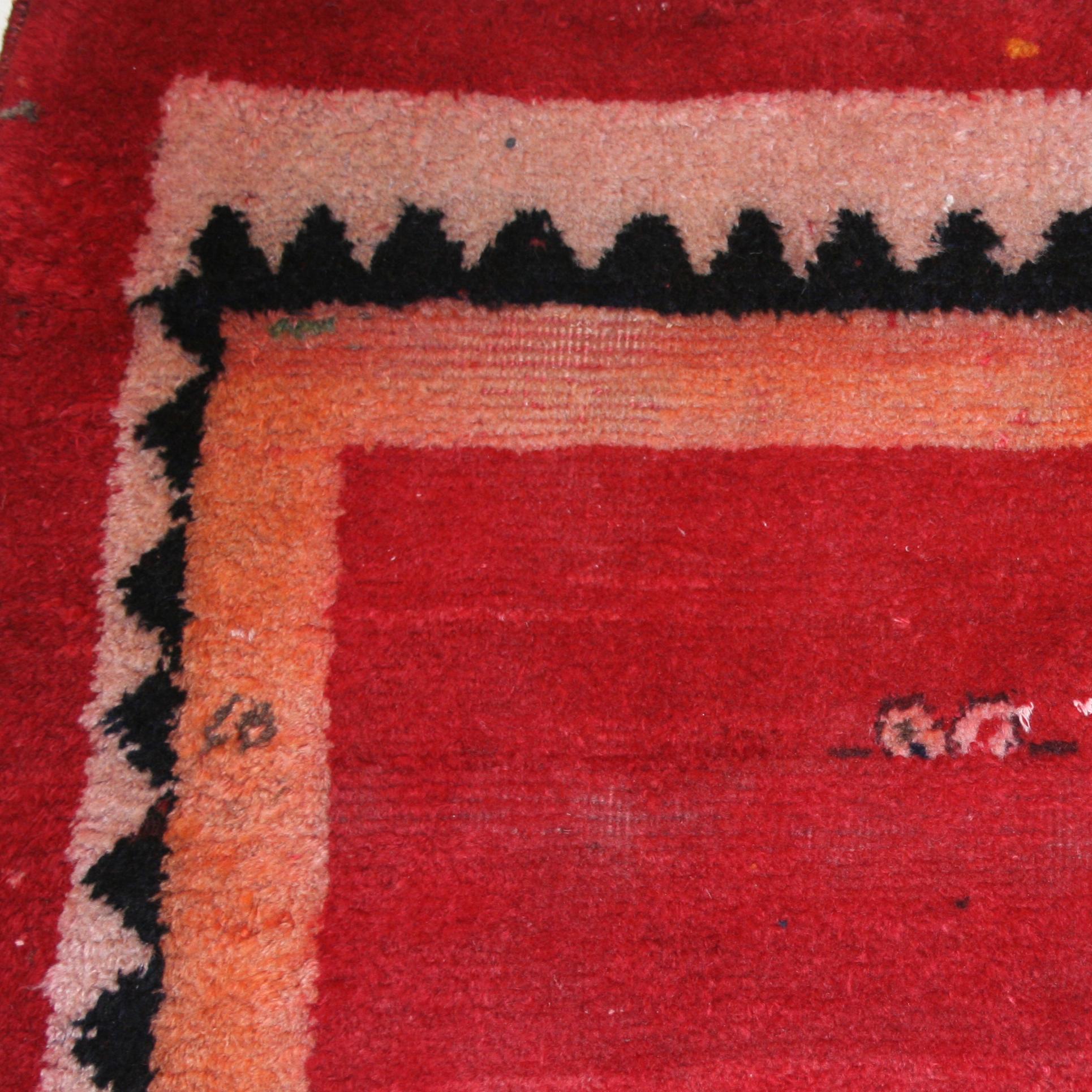 20th Century Vintage Minimalist Graphic Tulu Rug For Sale