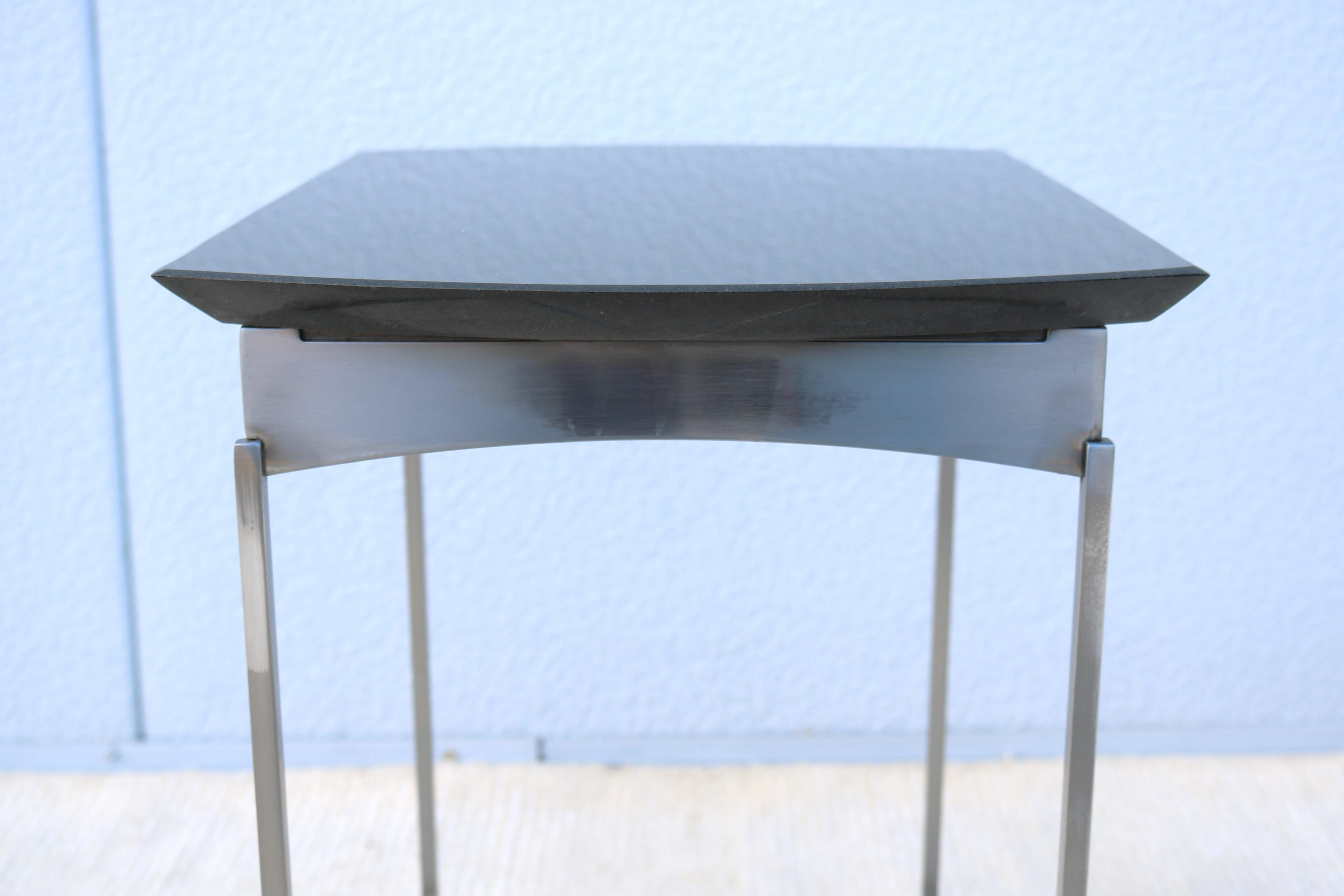Tavolino minimalista d'epoca Tom McHugh per Brayton McHugh in granito e acciaio in vendita 12