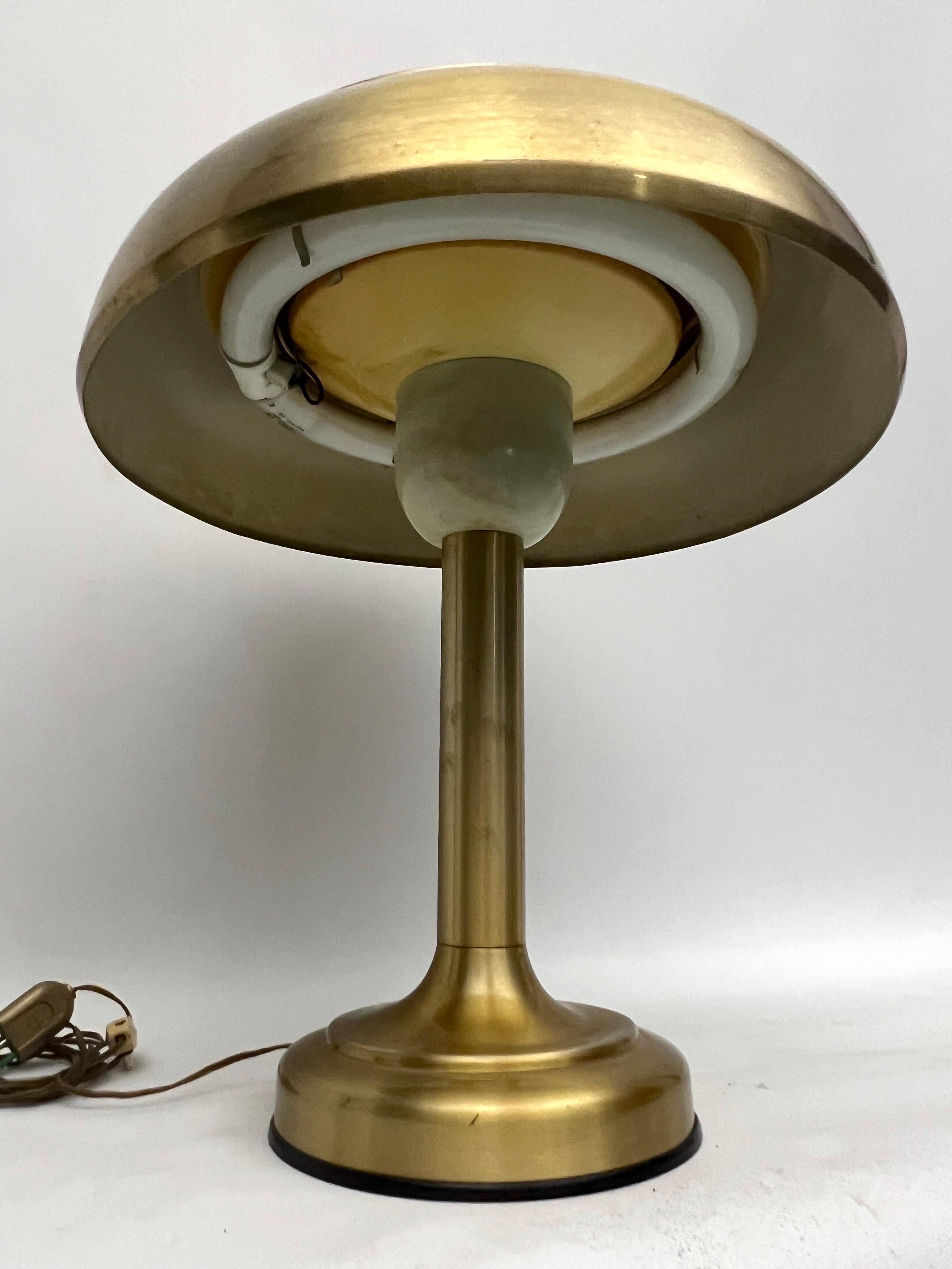Vintage Ministerial gilded table lamp. Italy 1950s For Sale 8