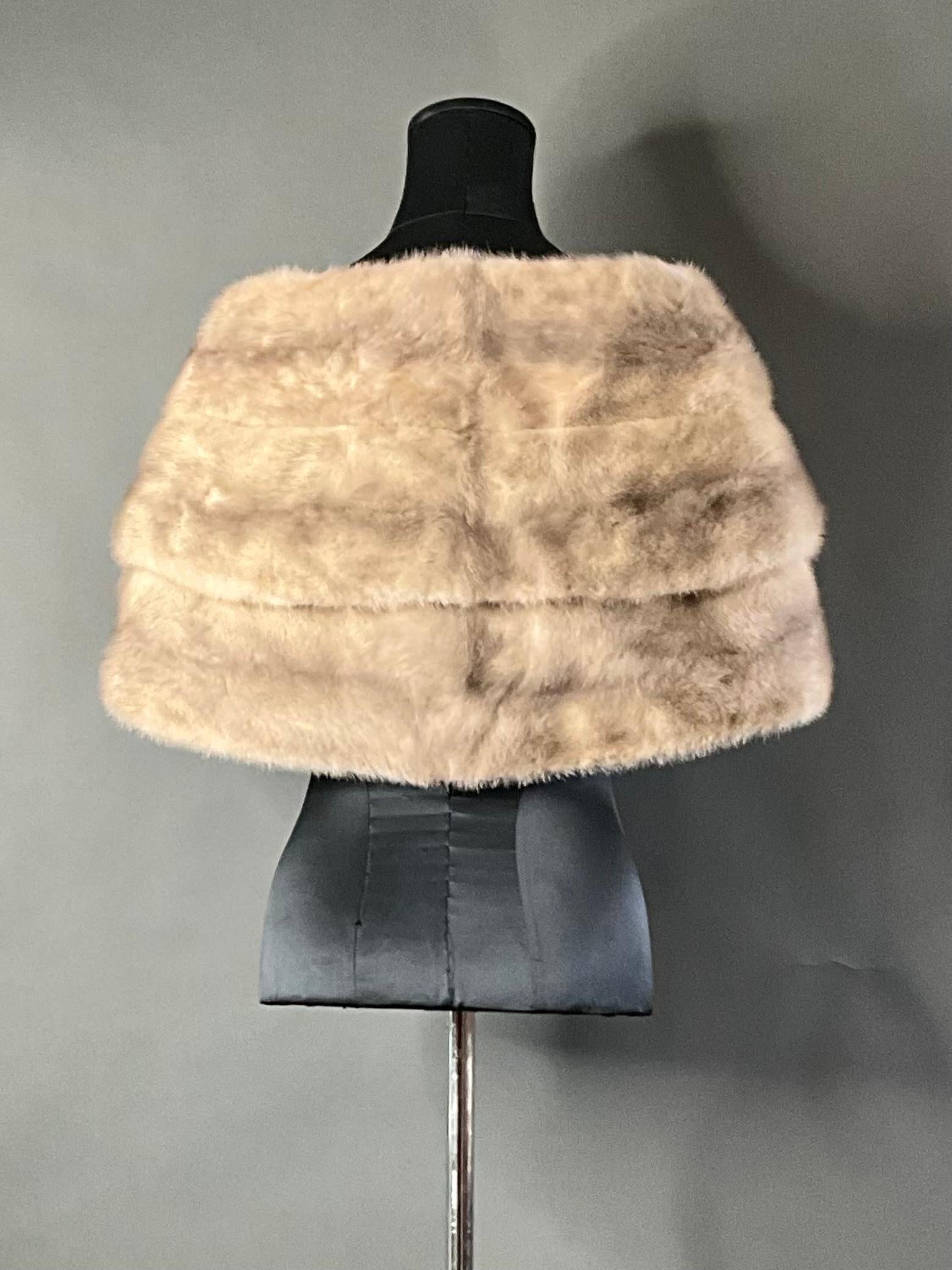 Women's or Men's Vintage Mink Fur Shawl For Sale