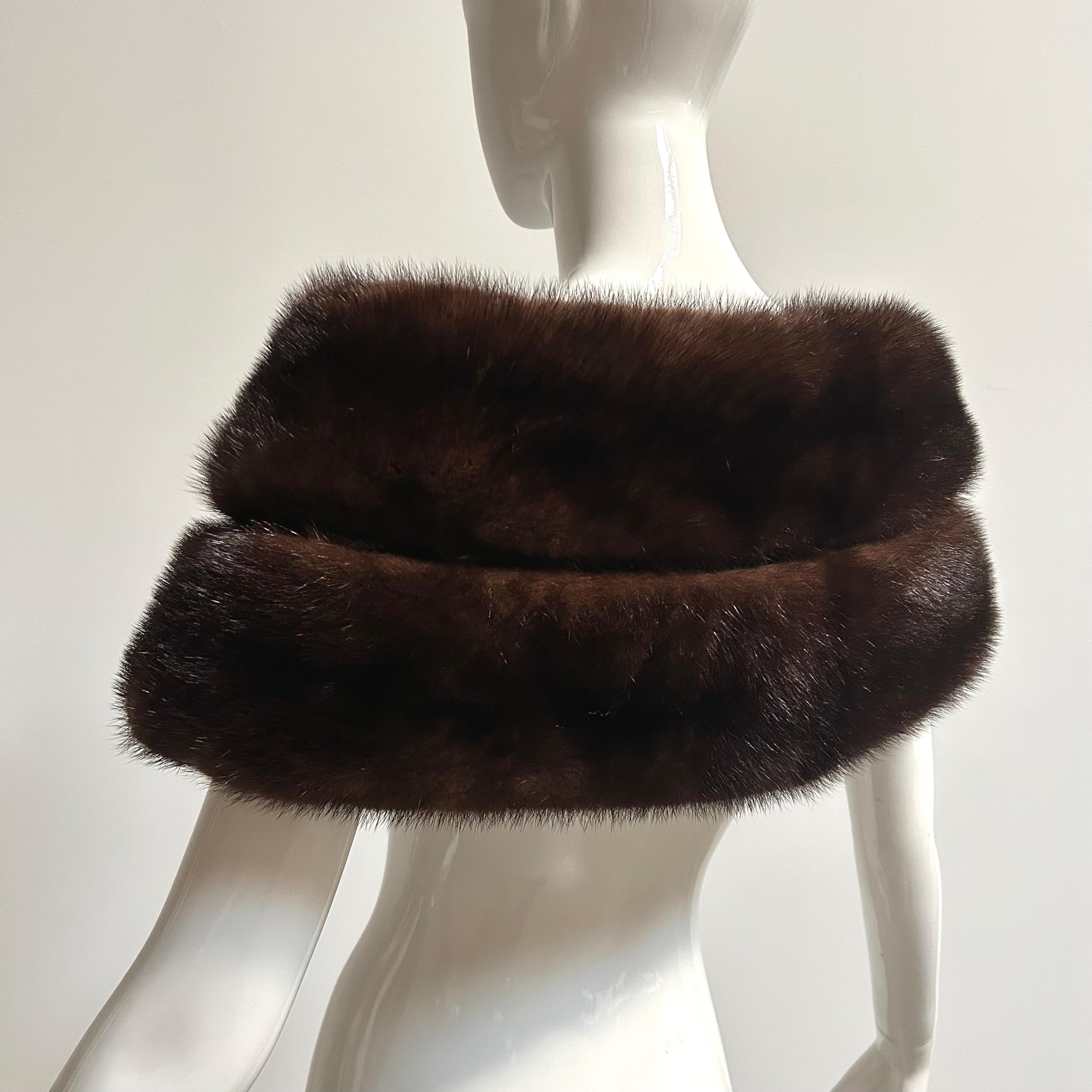 Vintage Mink Fur Stole, Wrap, Fling, Scarf, Cape or Collar by Bullock's Wilshire 4