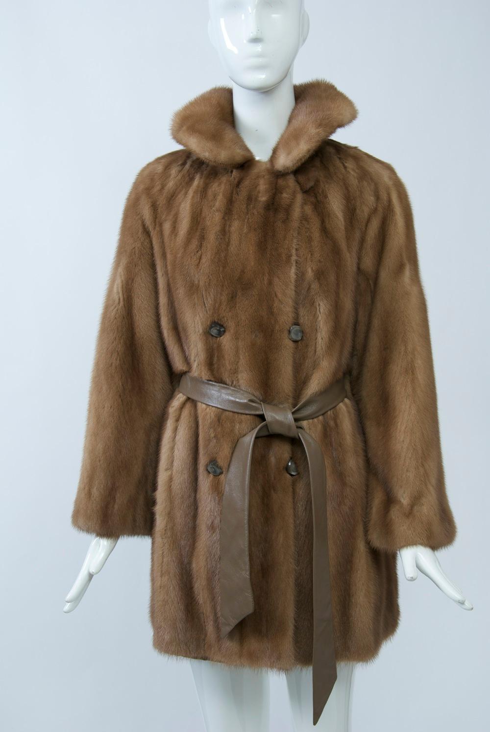 1970s Mink Jacket with Belt In Good Condition For Sale In Alford, MA