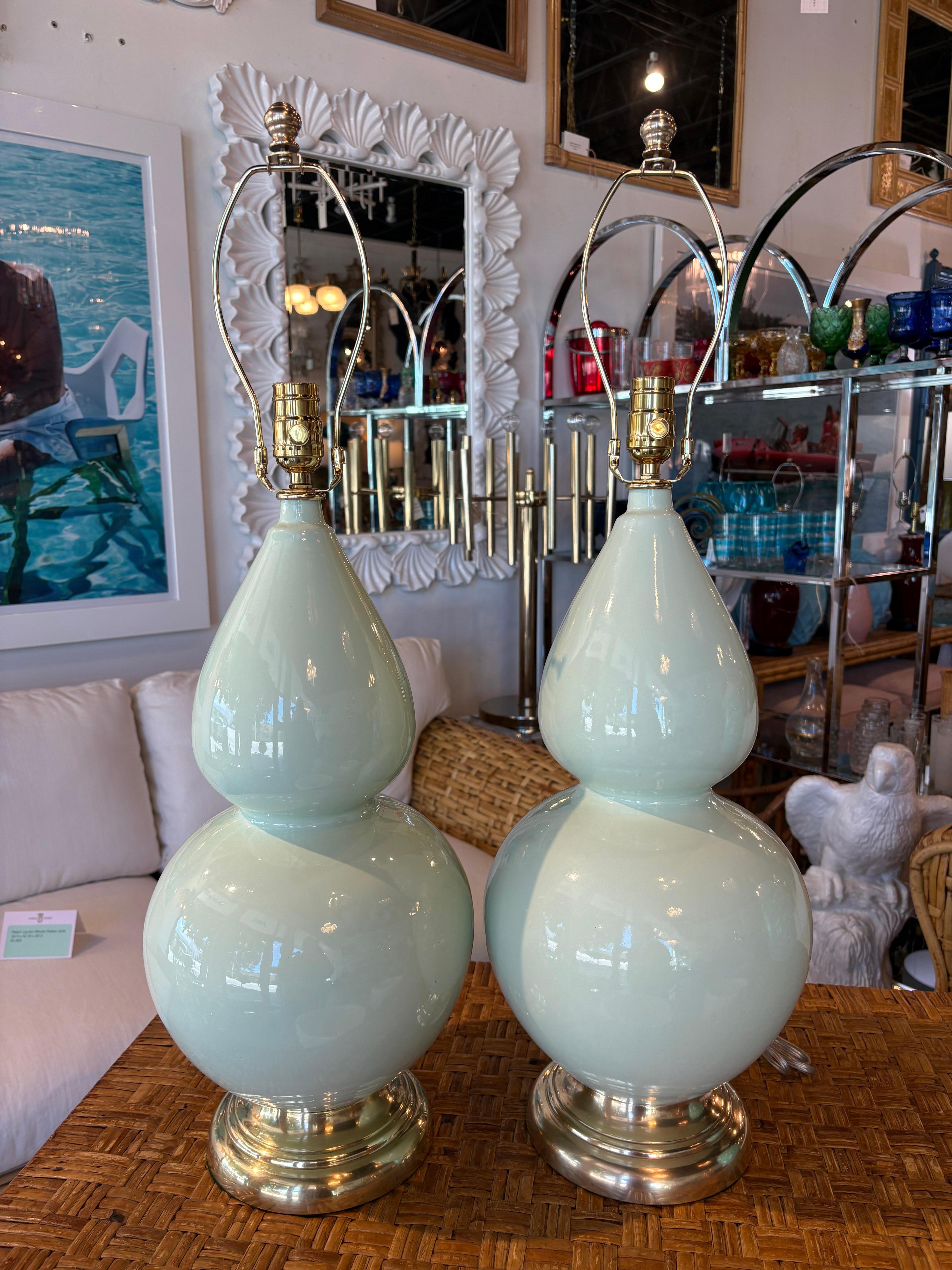 Vintage Mint Green Ceramic Gourd Shape Table Lamps Newly Wired & Brass Hardware For Sale 5