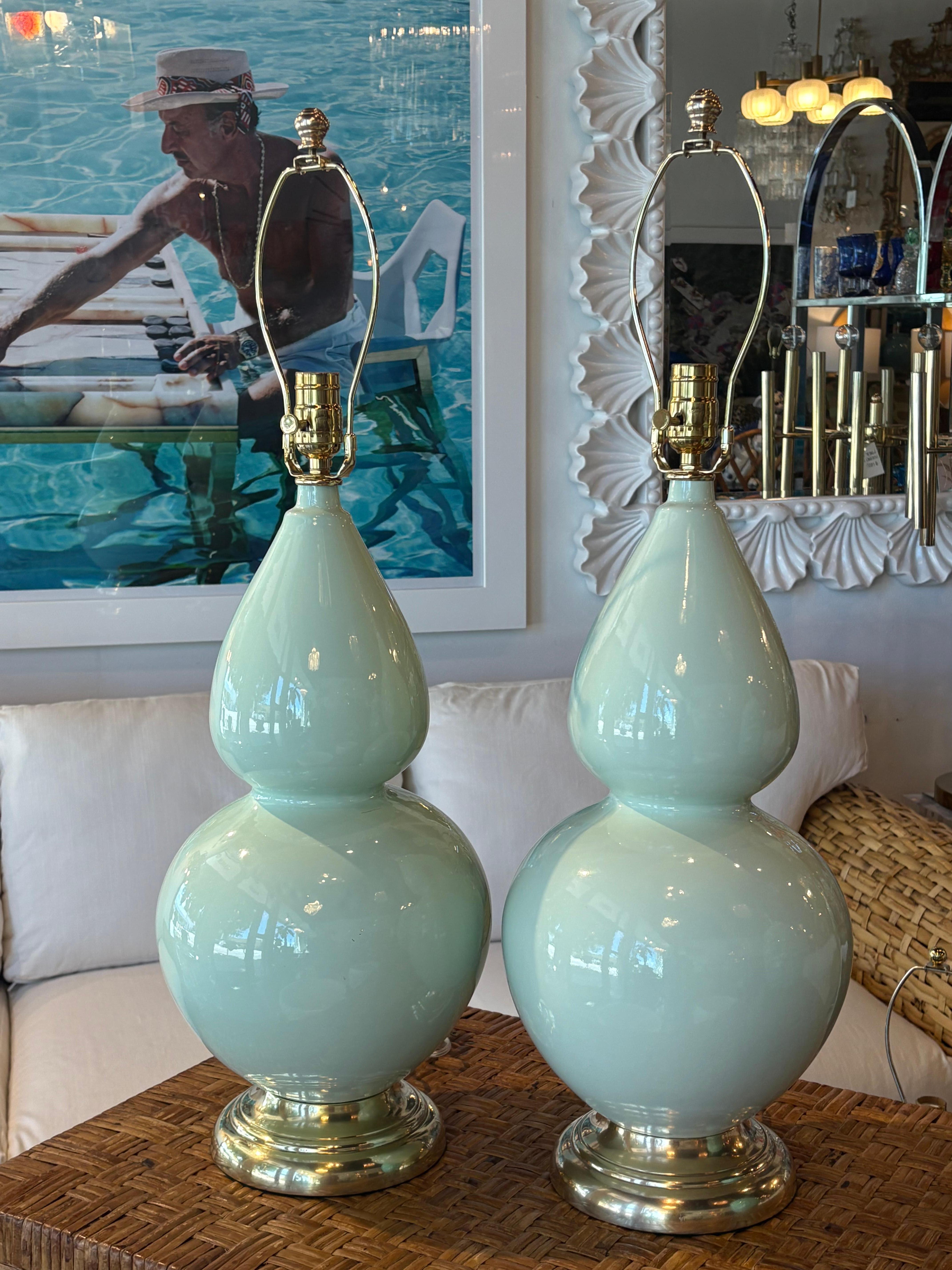 Hollywood Regency Vintage Mint Green Ceramic Gourd Shape Table Lamps Newly Wired & Brass Hardware For Sale