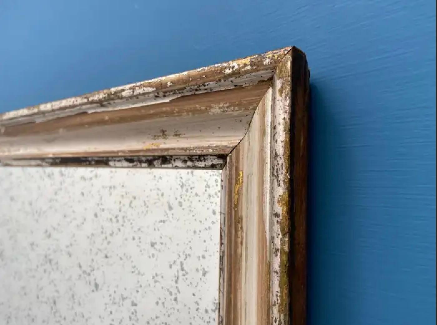 20ième siècle Miroir vintage dans un cadre en bois ancien, France, 20ème siècle en vente