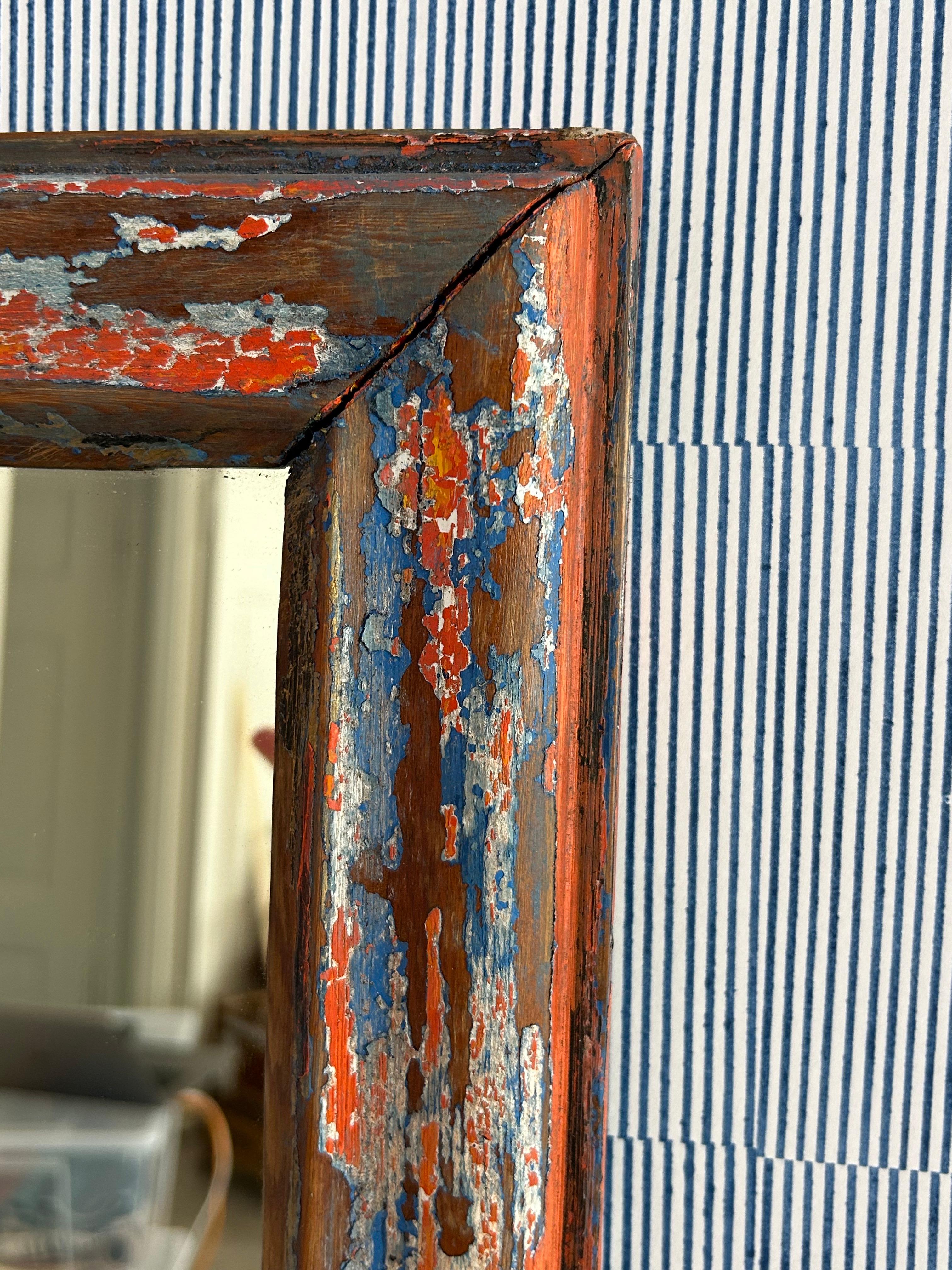 Miroir vintage dans un cadre en bois ancien avec peinture d'origine, France, 20ème siècle en vente 3