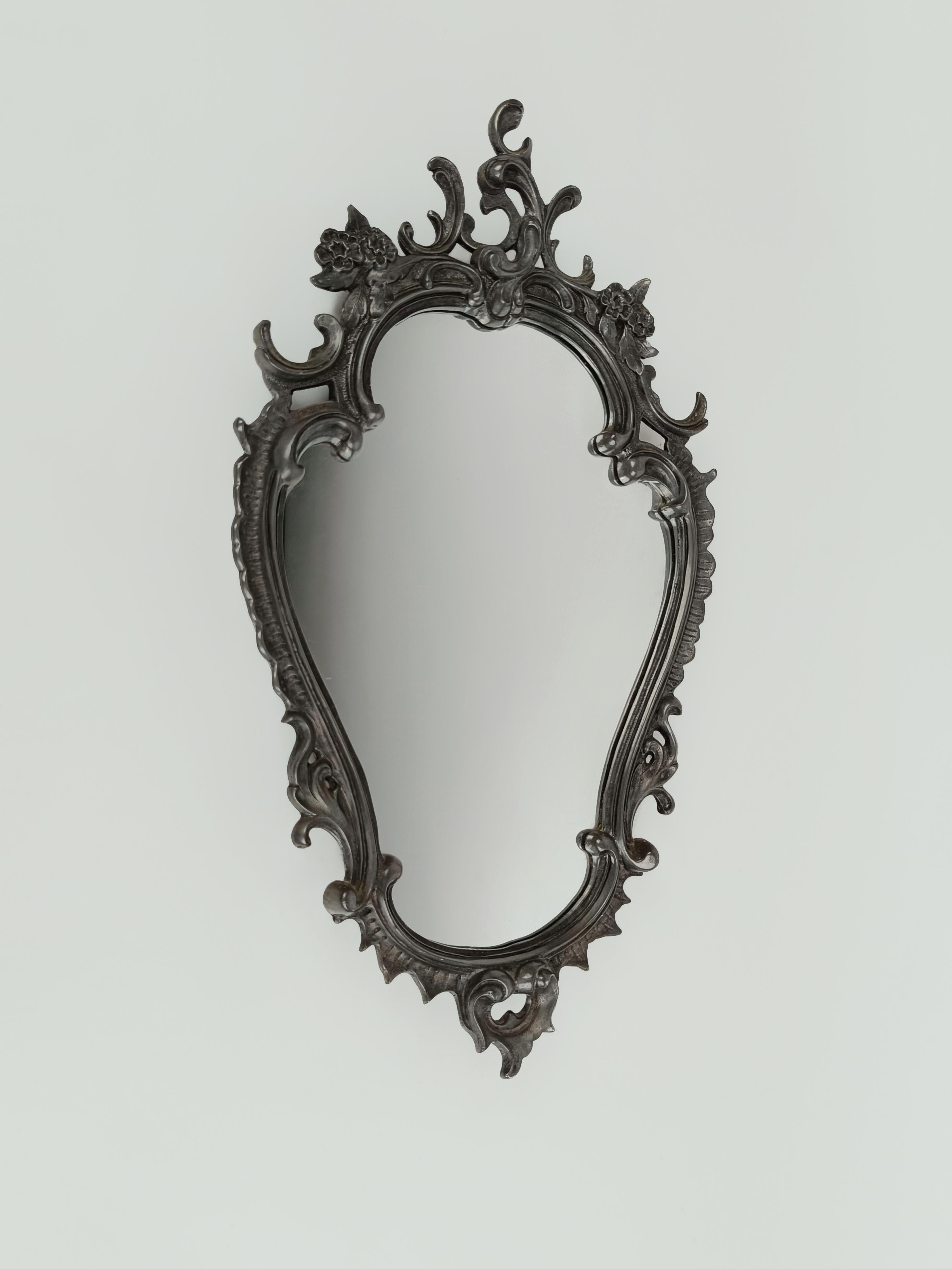 Miroir vintage de style rococo baroque fabriqué en argent allemand en vente 7