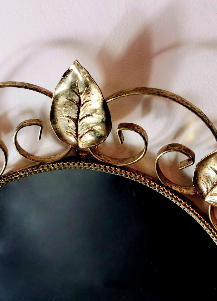 Vintage Mirror in Gilded Metal with Mulberry Leaves, France In Good Condition In Prato, Tuscany