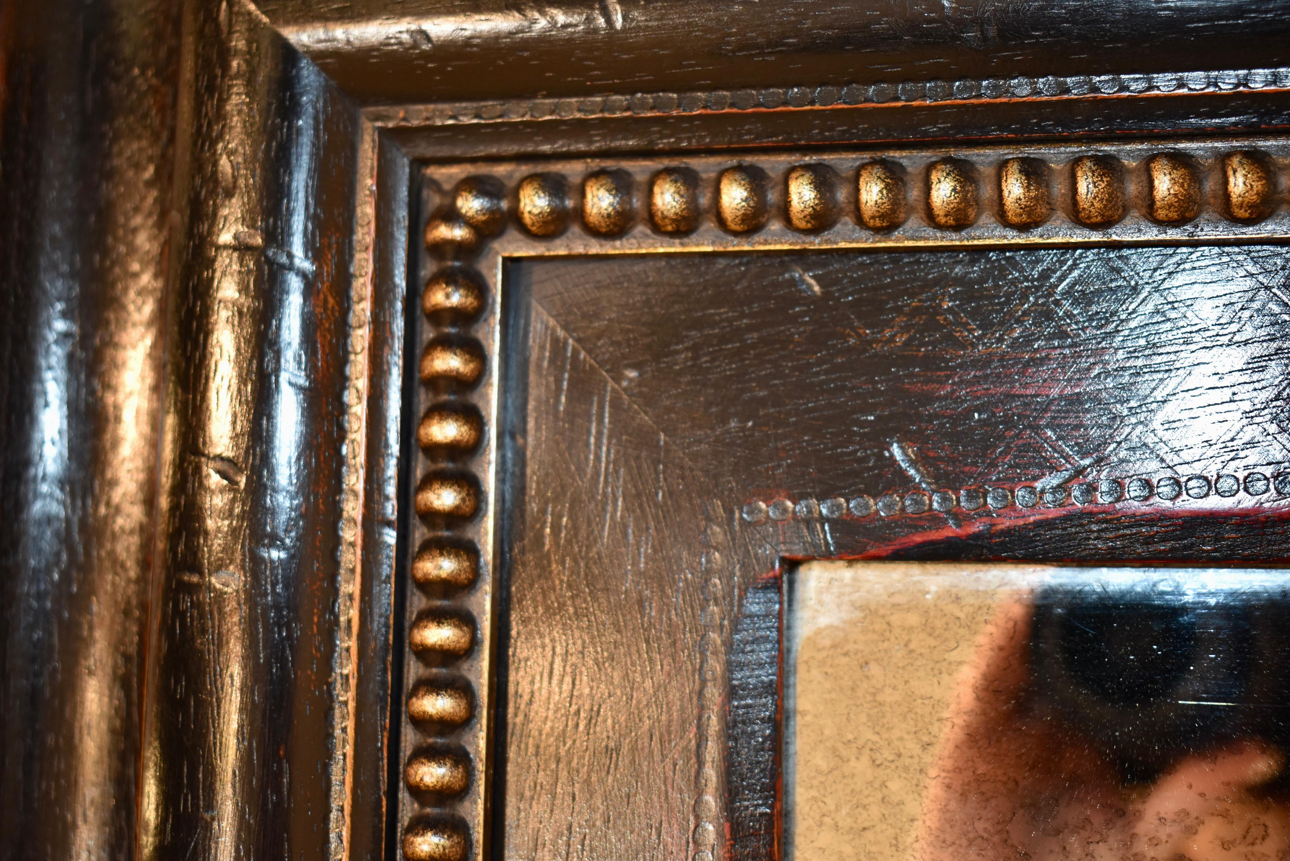 Miroir vintage avec large cadre moulé en vente 5