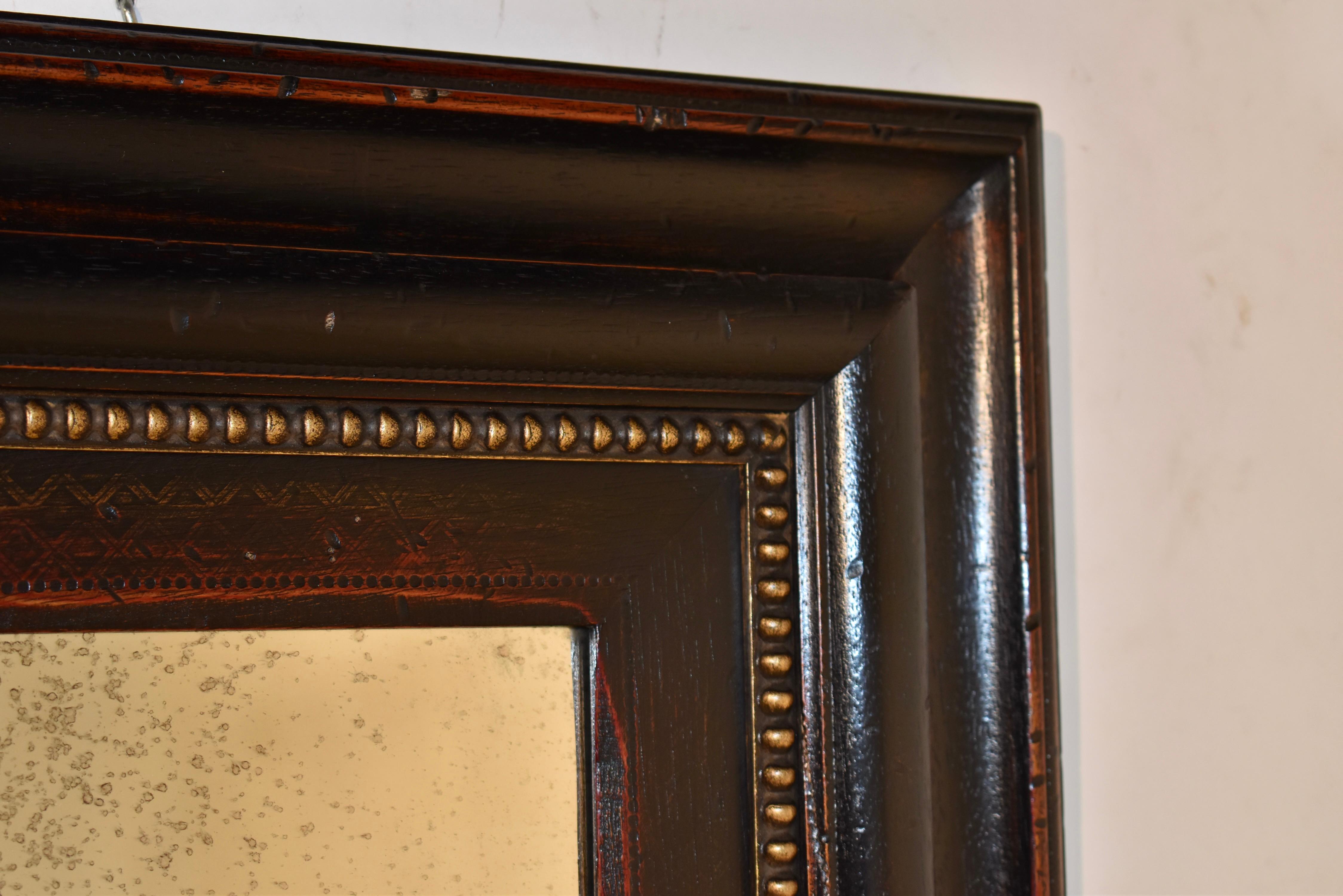 Fin du 20e siècle Miroir vintage avec large cadre moulé en vente